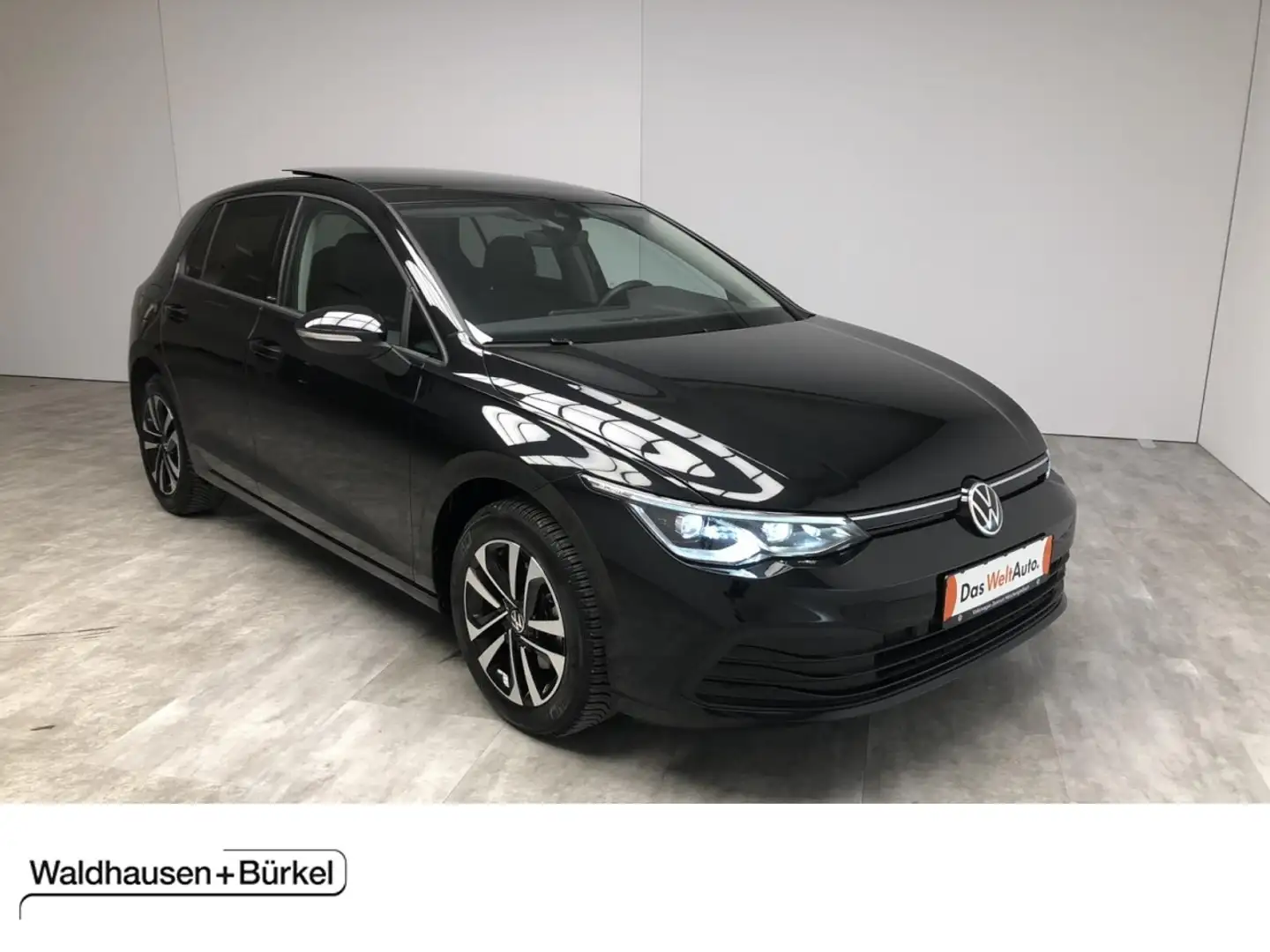 Volkswagen Golf VIII 2.0 TDI United Panorama Klima Navi Schwarz - 1