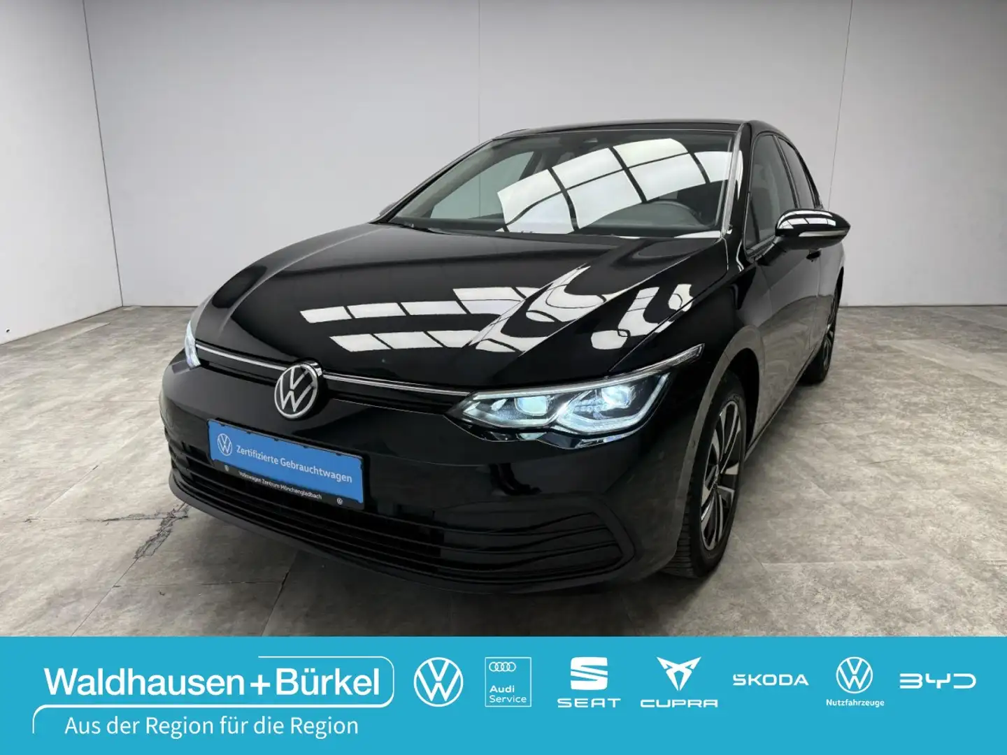 Volkswagen Golf VIII 2.0 TDI DSG United Panorama Klima Navi Schwarz - 1