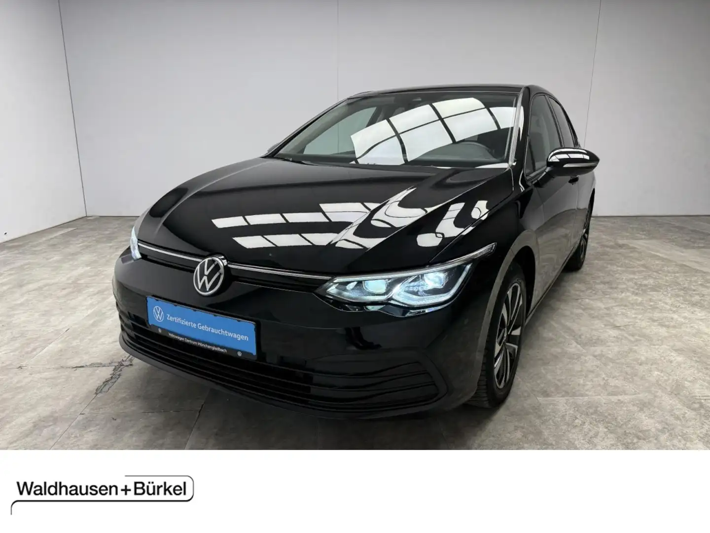 Volkswagen Golf VIII 2.0 TDI United Panorama Klima Navi Schwarz - 1