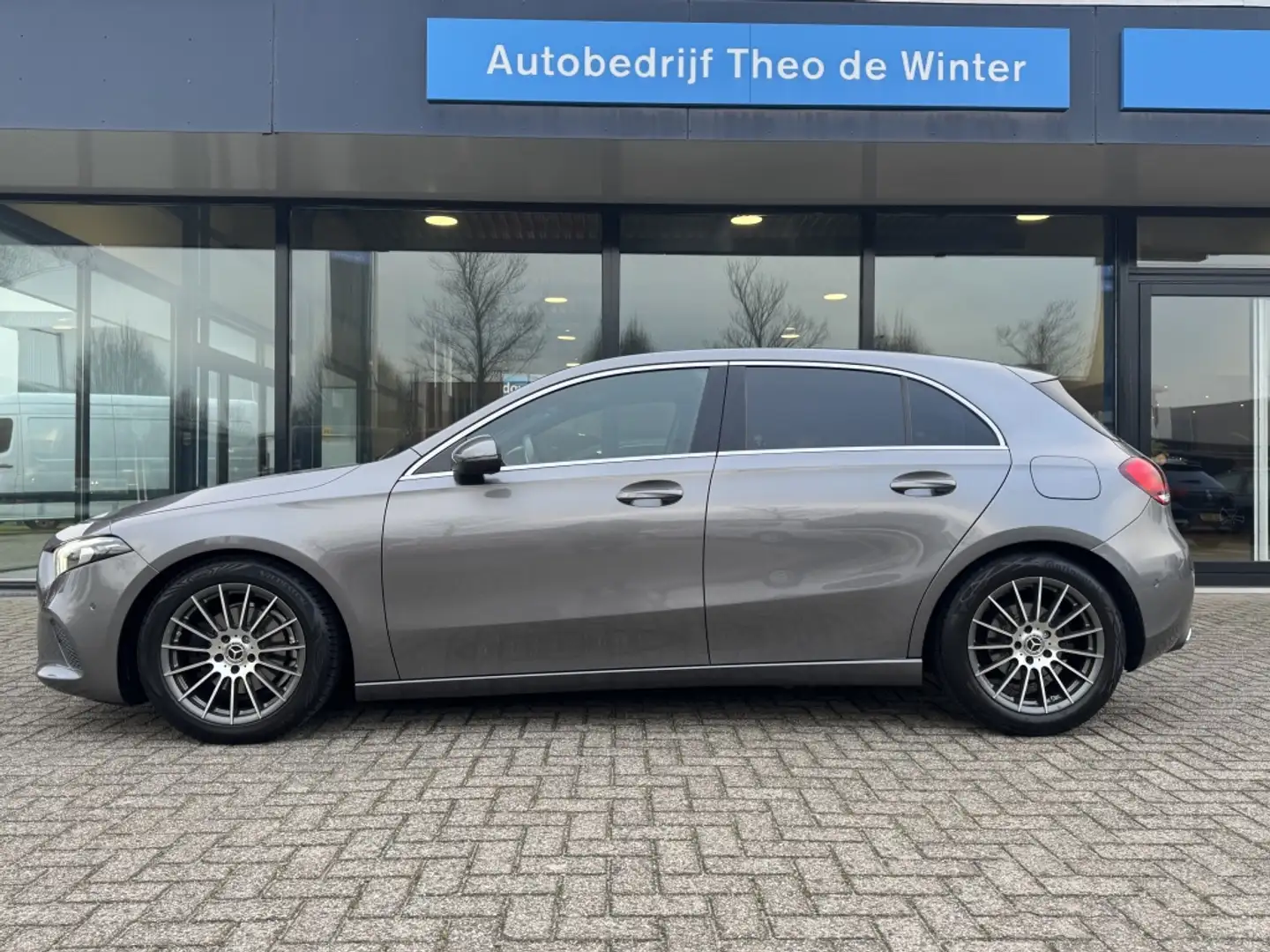 Mercedes-Benz A 180 Advantage| Automaat, Clima, Cruise, Navi Gris - 2