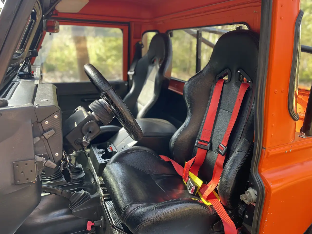 Land Rover Defender BENZINE 2.0 MPI 1997, foto 10