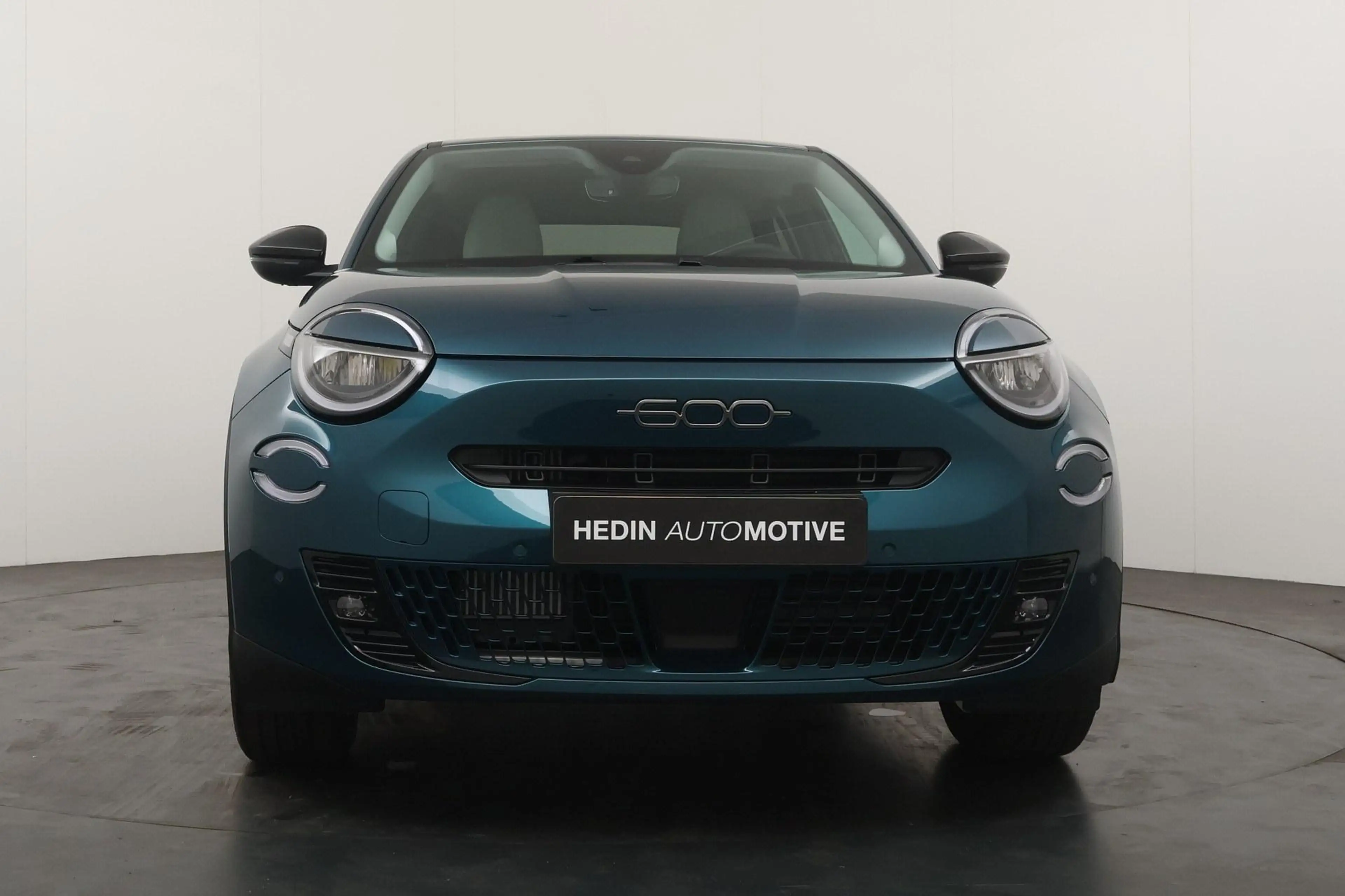 Fiat 600e La Prima 54 kWh | Pack Winter | Pack Dolce Vita | — photo 6