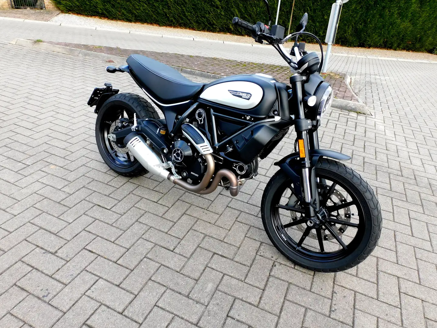 Ducati Scrambler 800 dark série , garantie usine Zwart - 2