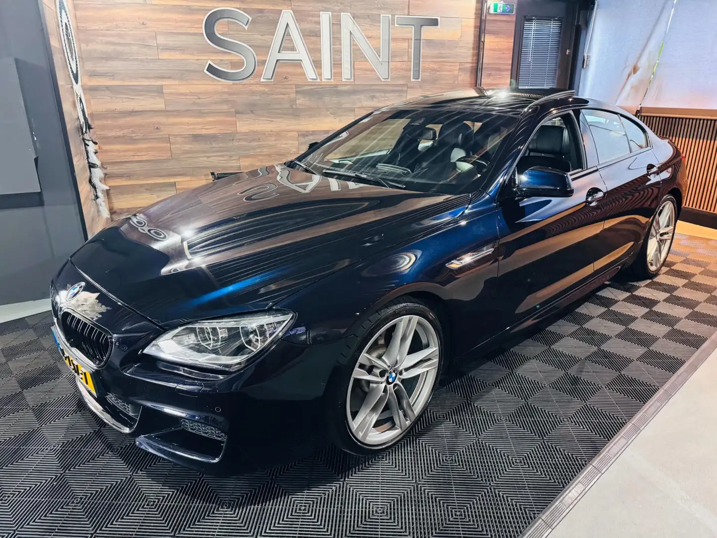 BMW 650 6-serie Gran Coupé 650xi High Executive | NAP | Schwarz - 2