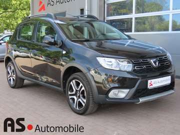 II Stepway Celebration 1.Hd*Navi*Kamera