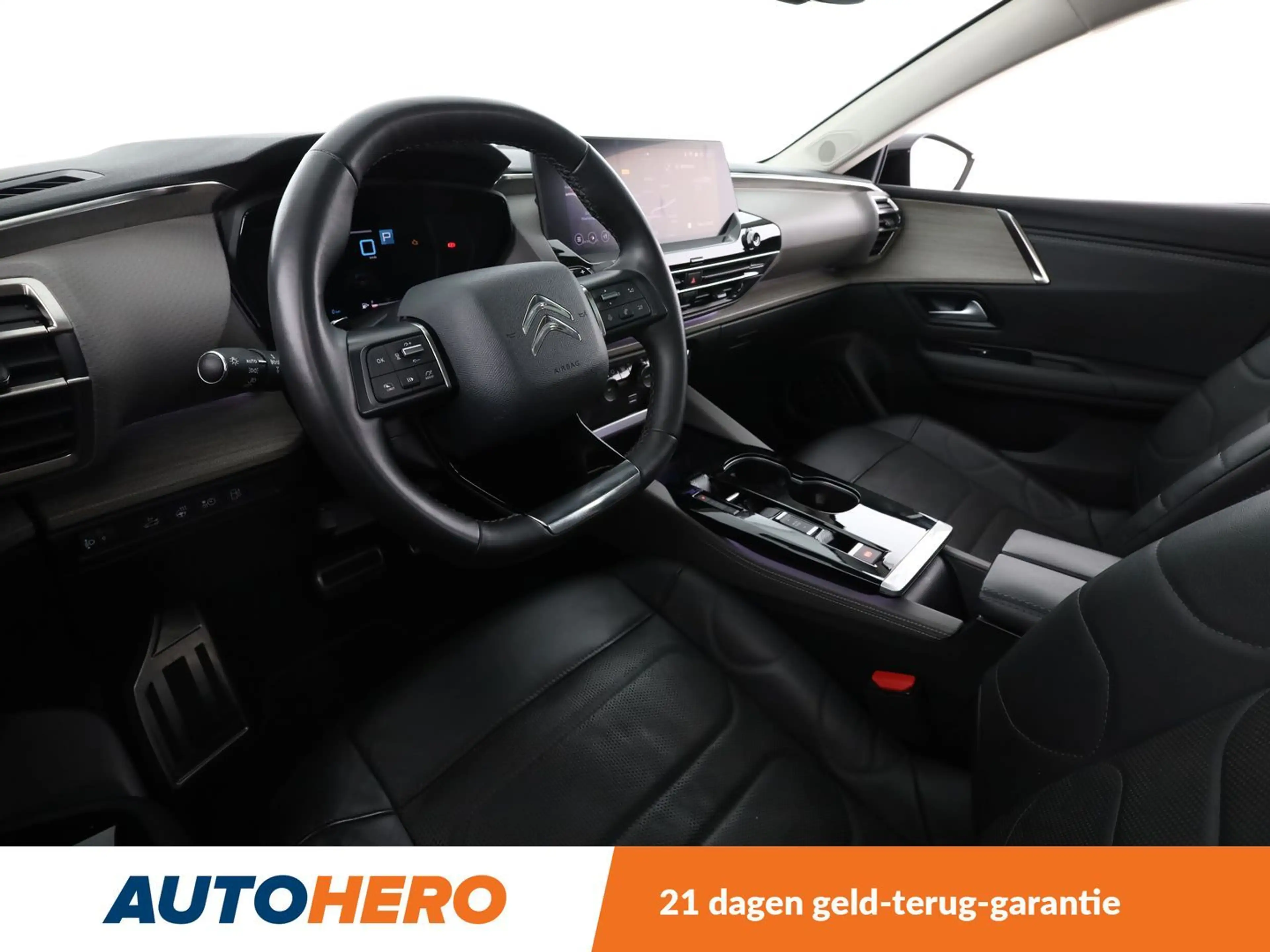 Citroen C5 X 1.6 Plug-in Hybrid Shine Pack — photo 11