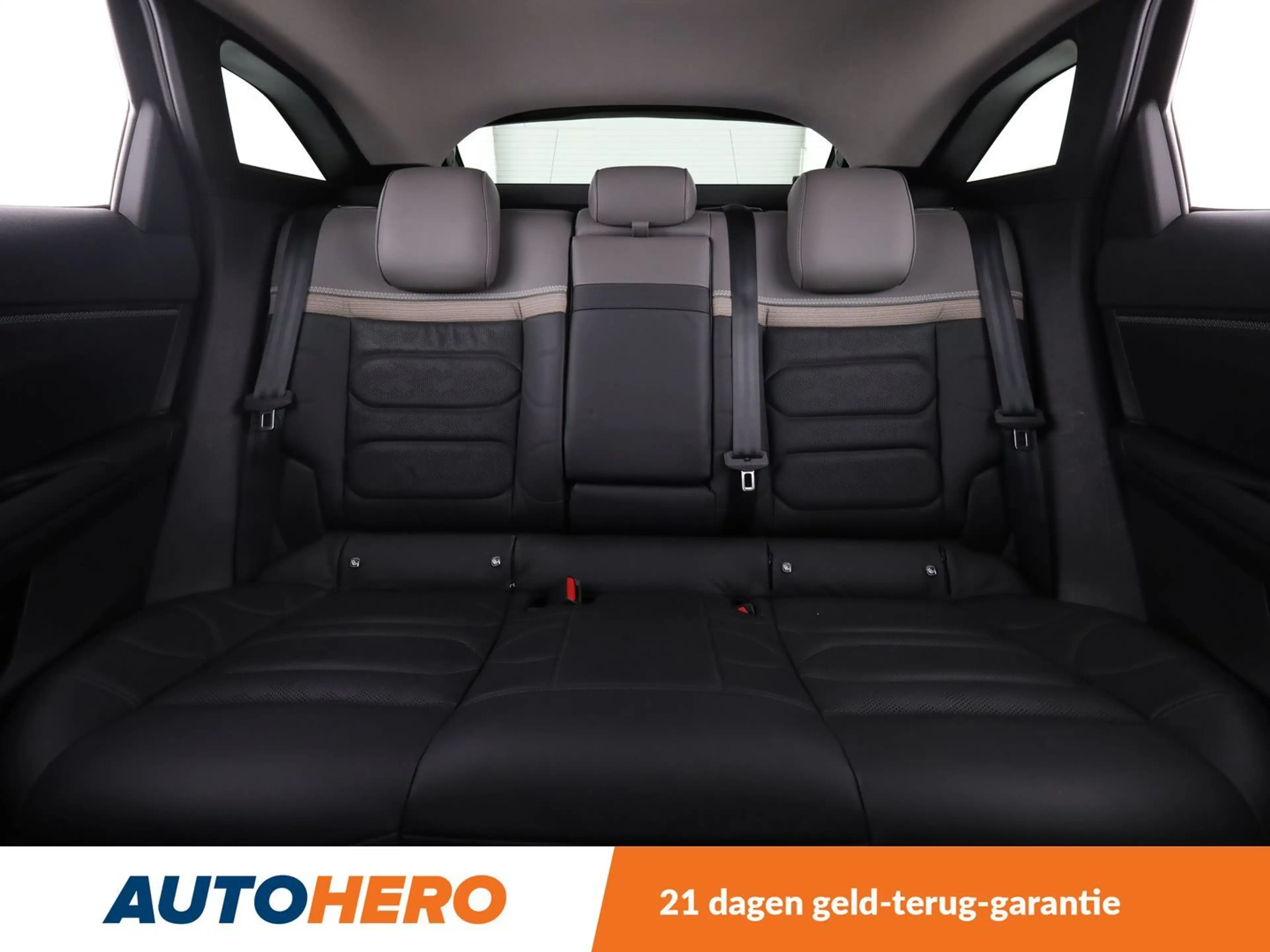 Citroen C5 X 1.6 Plug-in Hybrid Shine Pack — photo 15