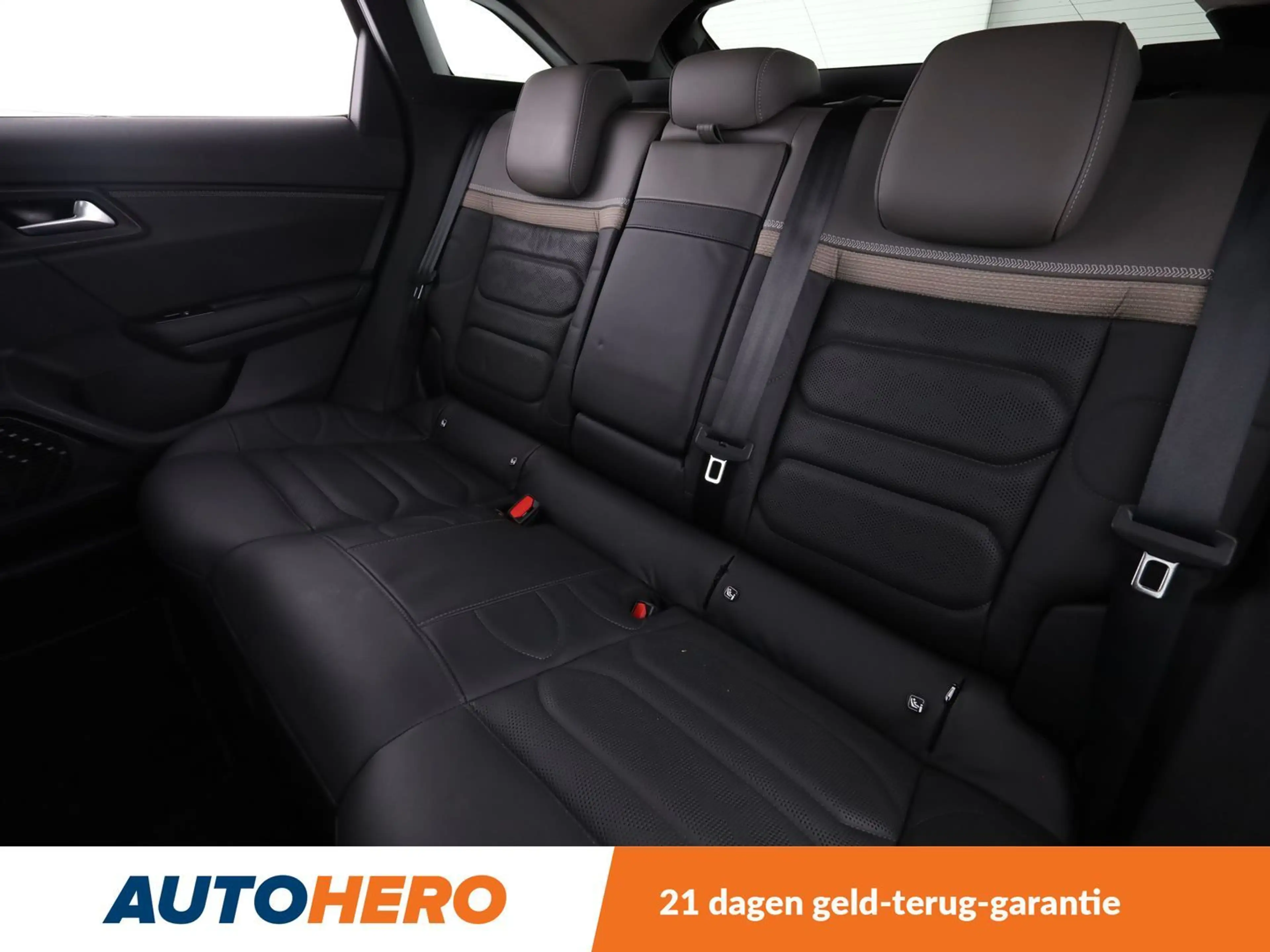Citroen C5 X 1.6 Plug-in Hybrid Shine Pack — photo 14