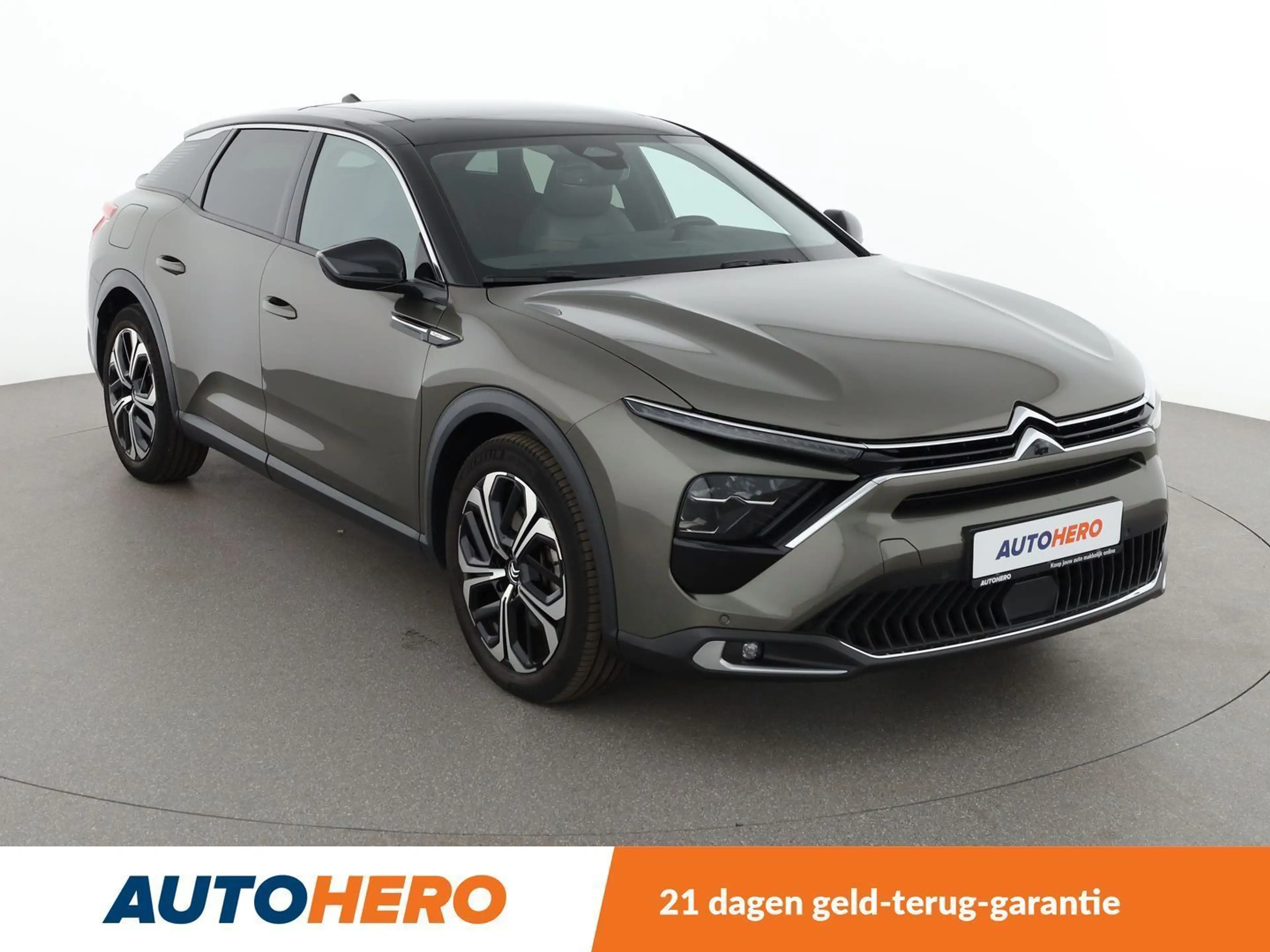 Citroen C5 X 1.6 Plug-in Hybrid Shine Pack — photo 8