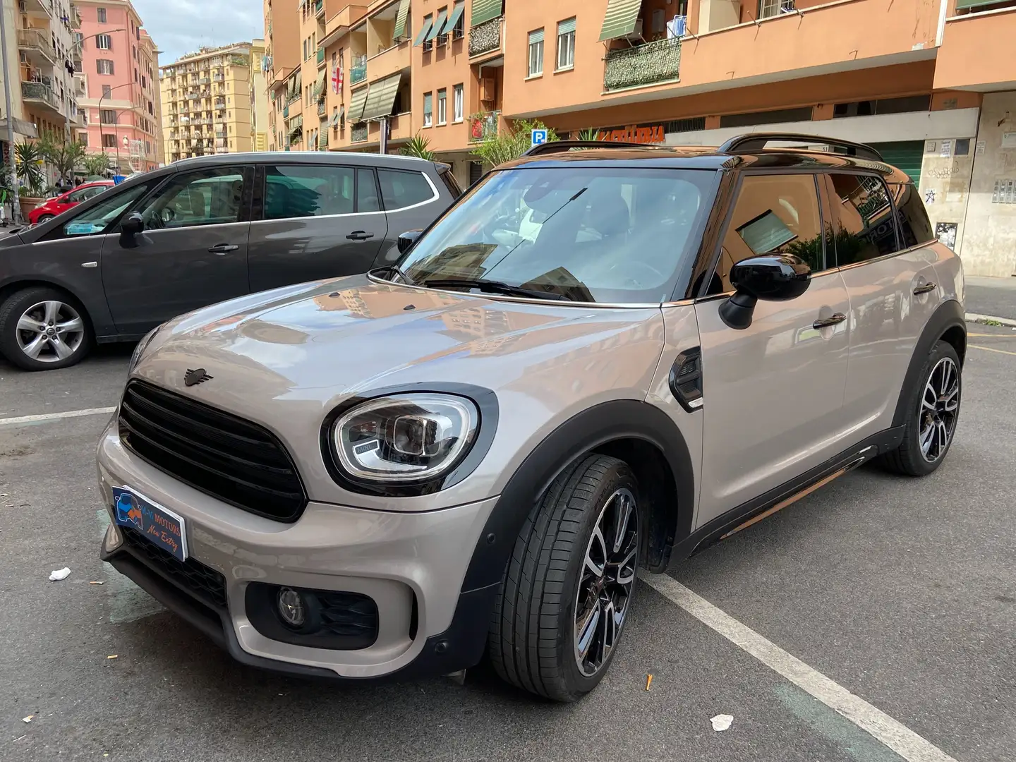 MINI Cooper D Countryman Mini Countryman 2.0 Cooper D JCW auto Beige - 1