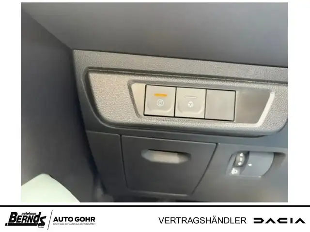 Dacia Sandero view 12