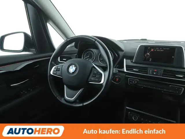 BMW 2 Series view 13