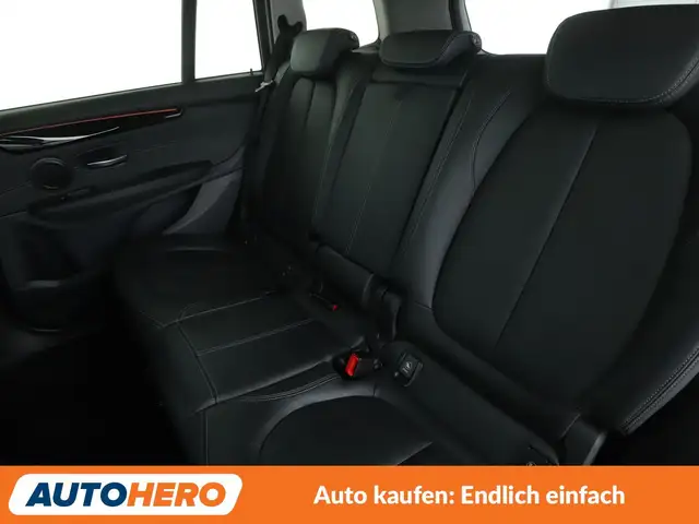 BMW 2 Series view 14