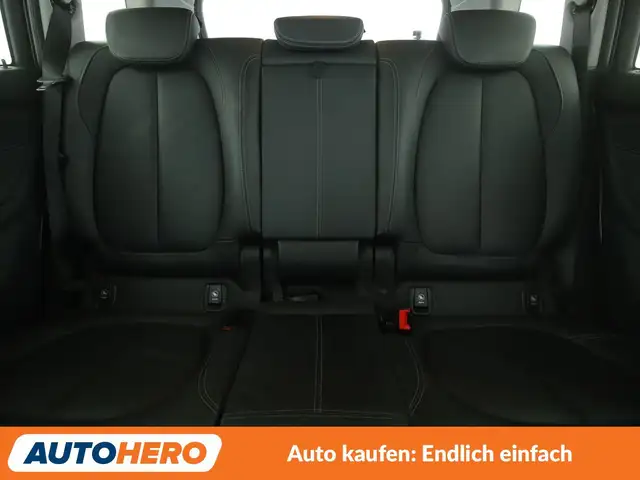 BMW 2 Series view 15