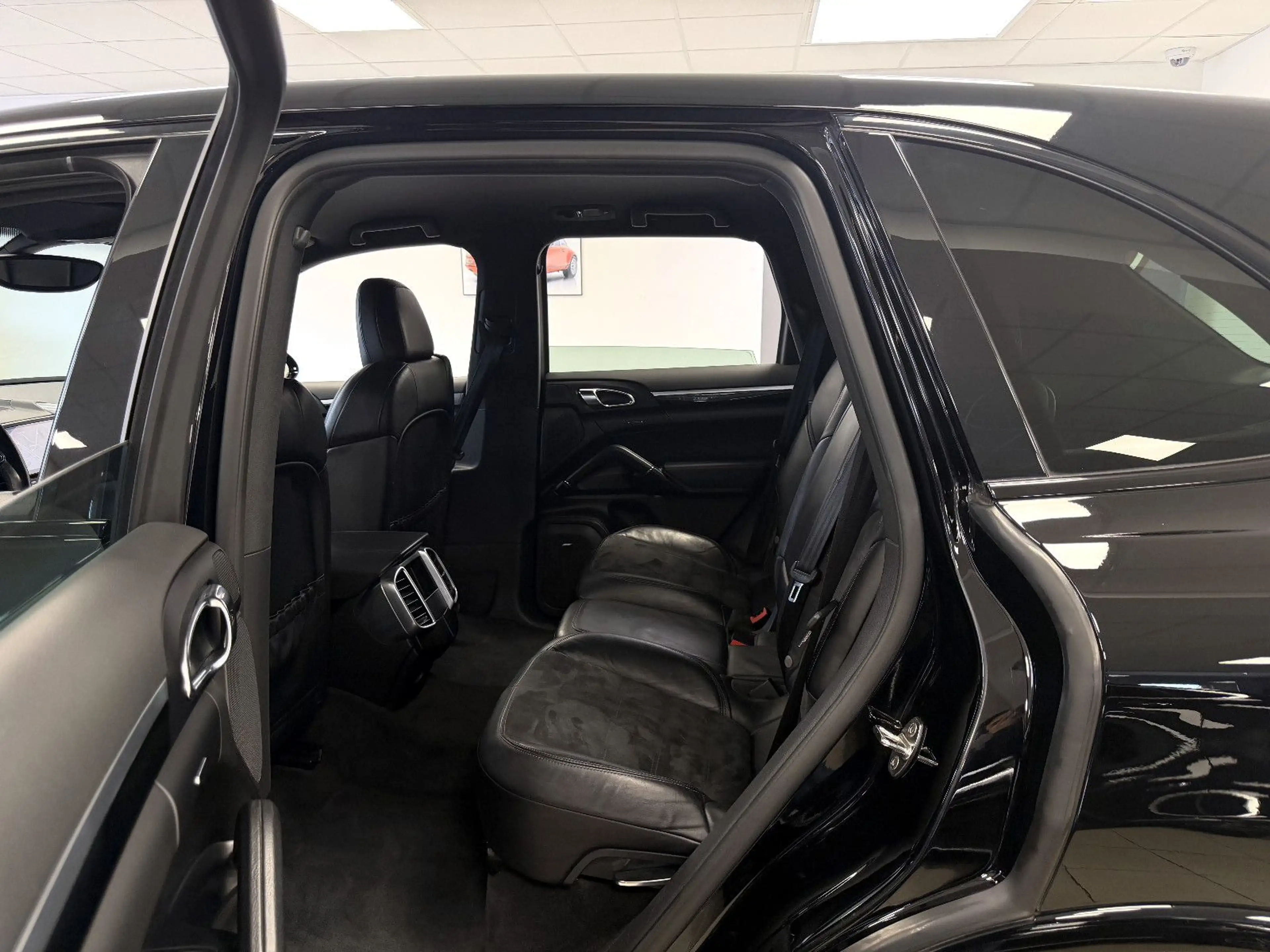 Porsche Cayenne Diesel Platinum *Chrono*Bose*Memory*21"Z — photo 6
