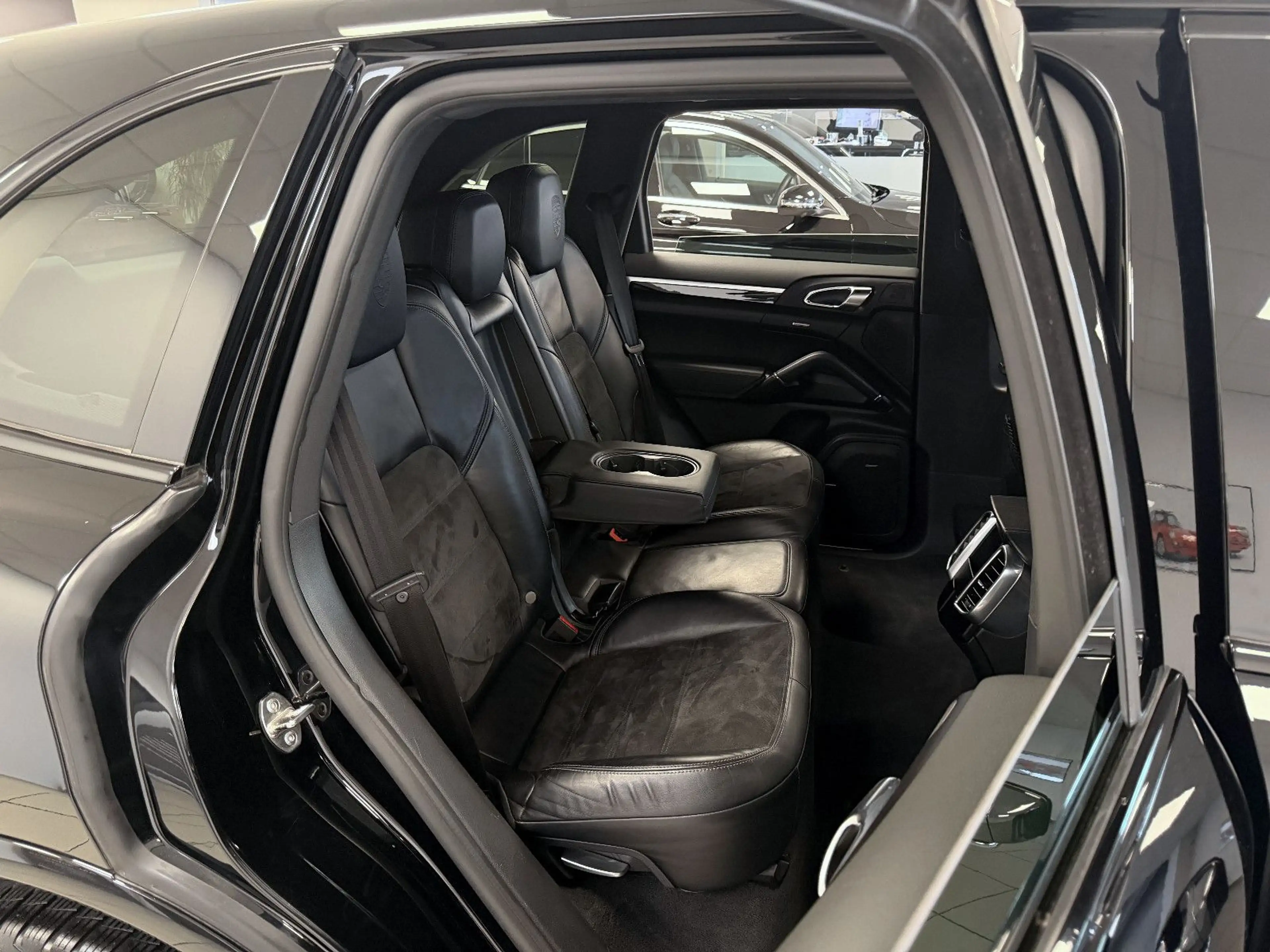 Porsche Cayenne Diesel Platinum *Chrono*Bose*Memory*21"Z — photo 14