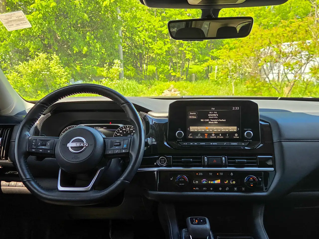 Nissan Pathfinder photo Nissan Pathfinder