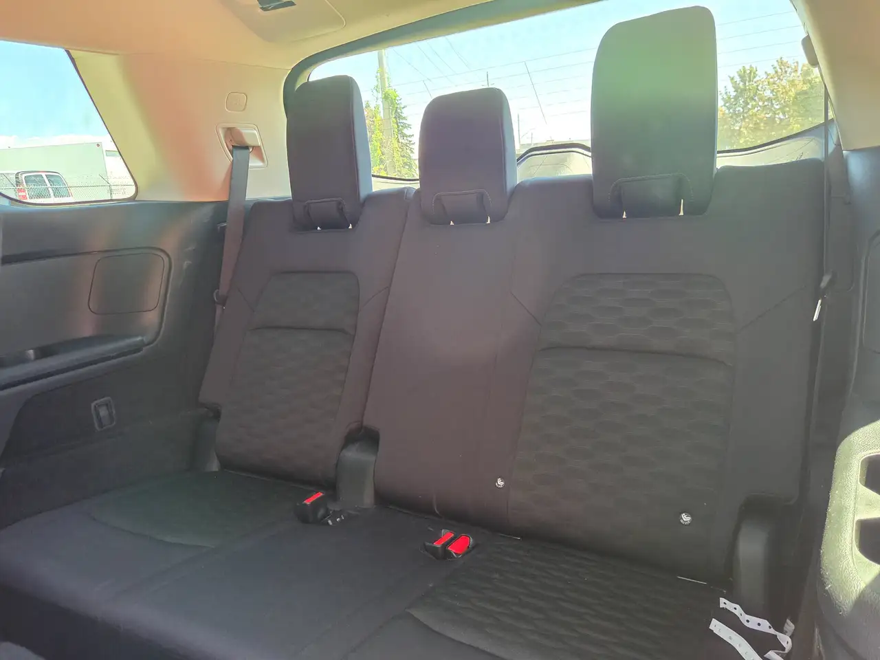 Nissan Pathfinder photo Nissan Pathfinder