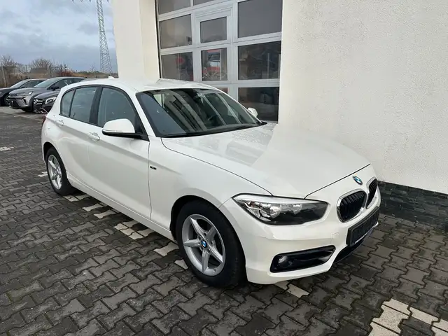 BMW 118 i Sport Line Automatik