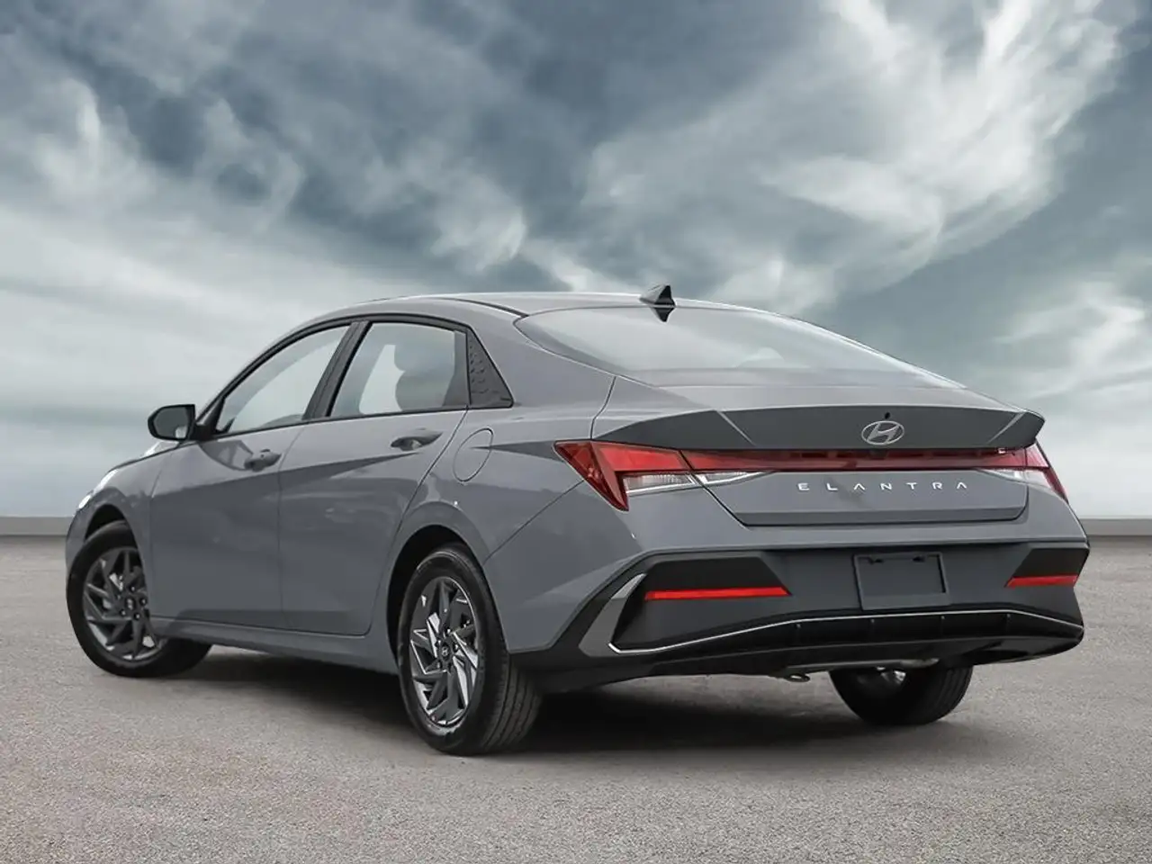 Hyundai ELANTRA снимка Hyundai ELANTRA