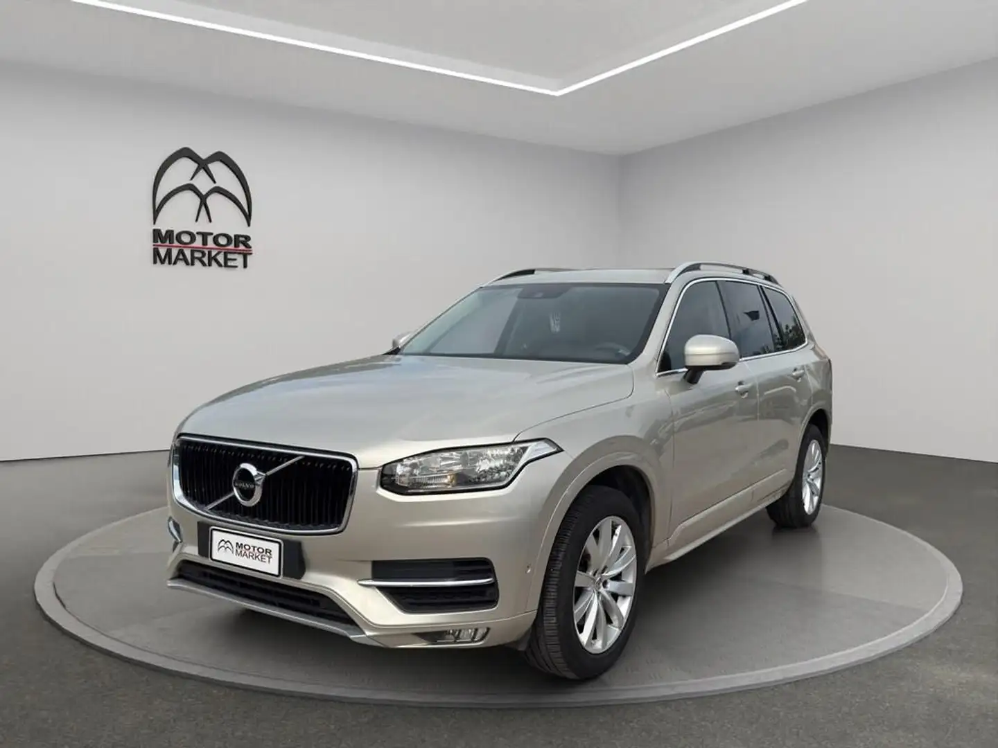 Volvo XC90 2.0 D4 Momentum 7p.ti geartronic - 1