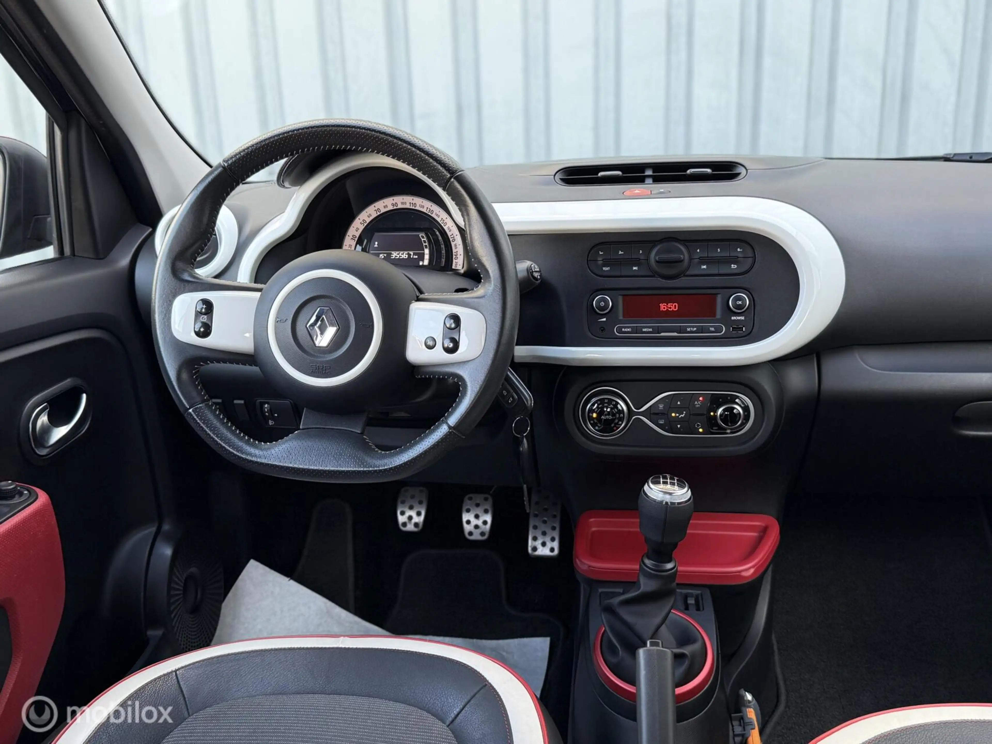 Renault Twingo 1.0 SCe Intens | Cruise | Climate | 35dKM! — photo 8