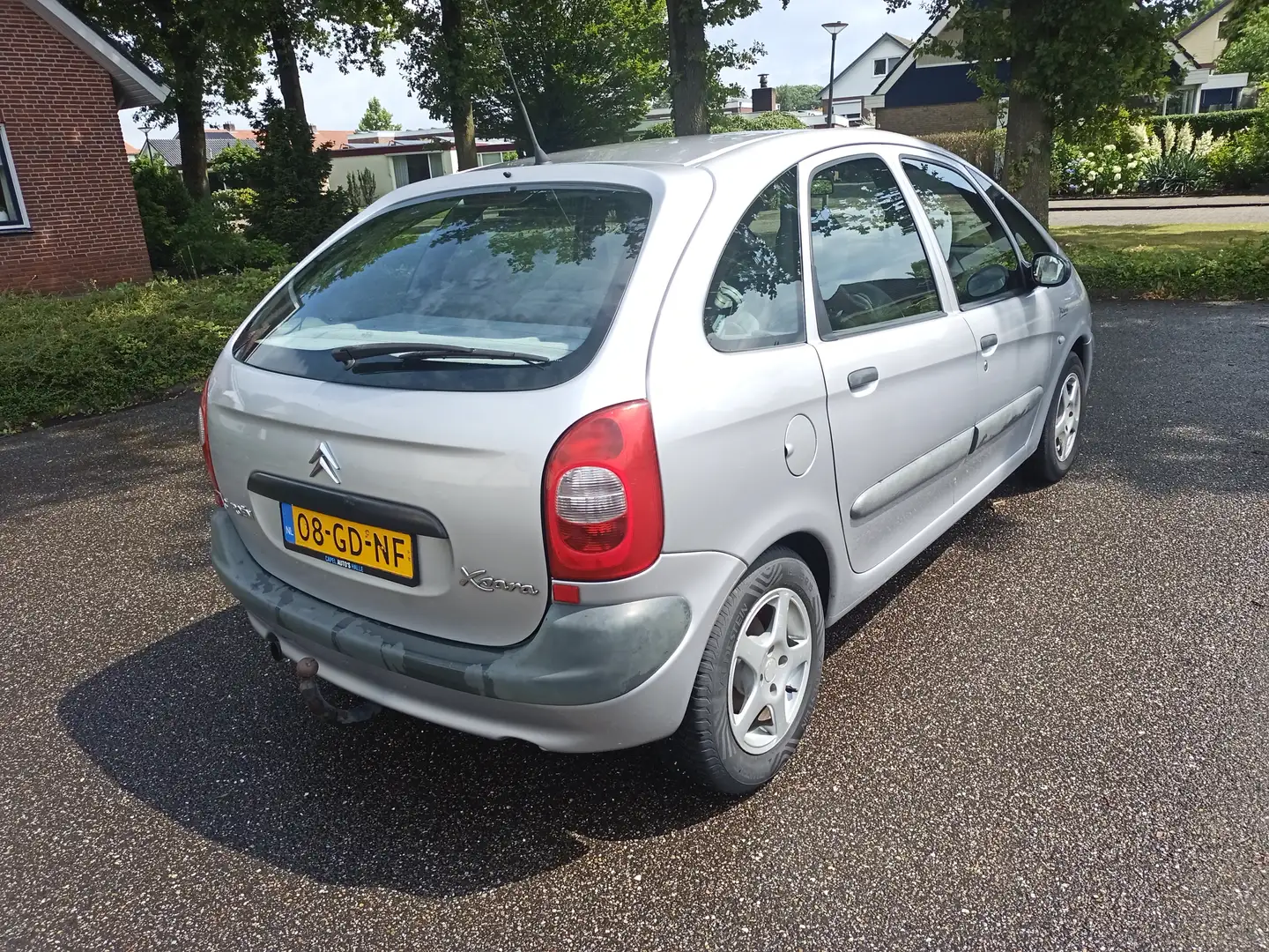 Citroen Xsara Picasso Xsara Picasso 1.8i-16V Gris - 2