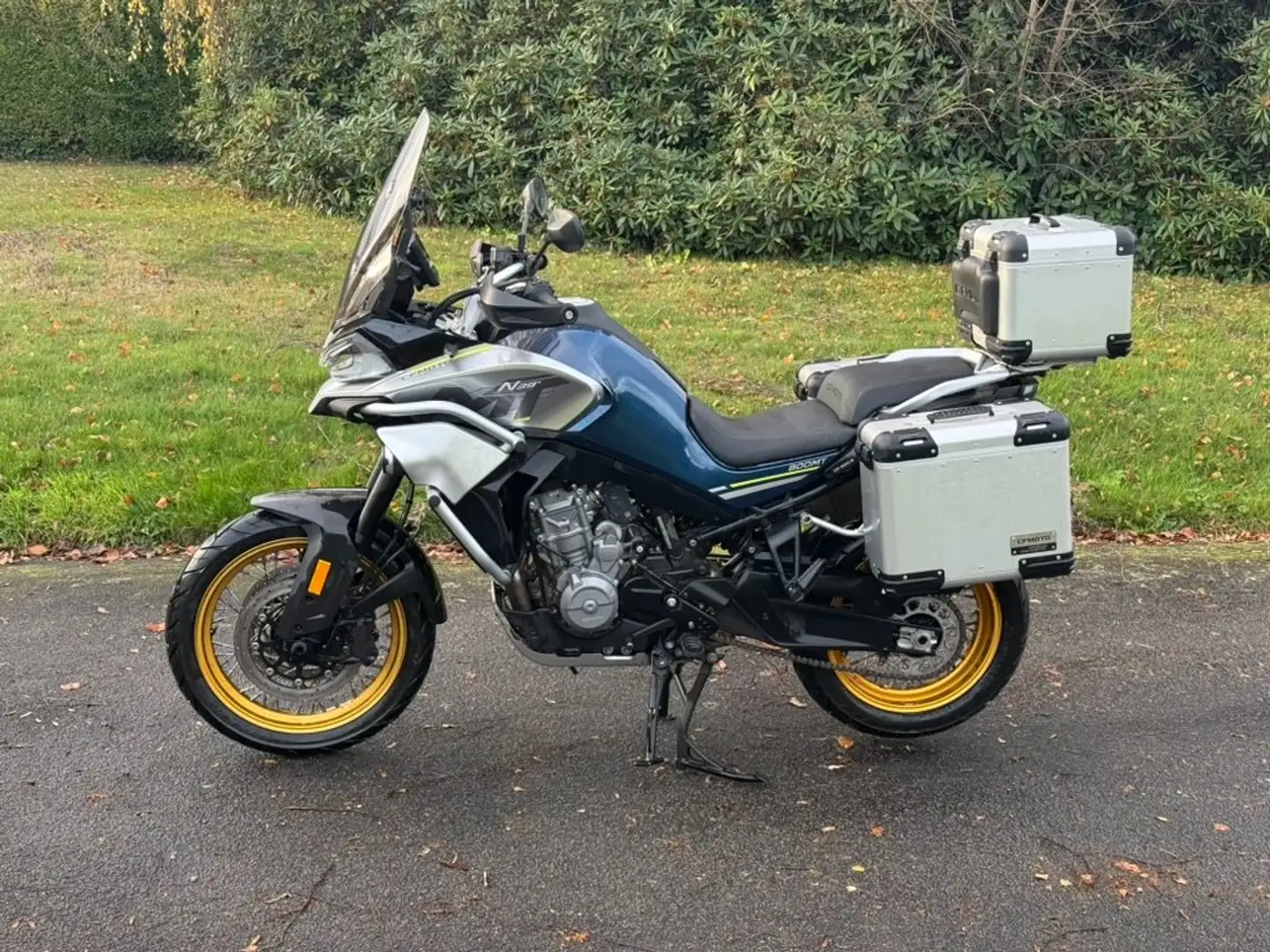 CFMOTO 800 MT Touring Blau - 1