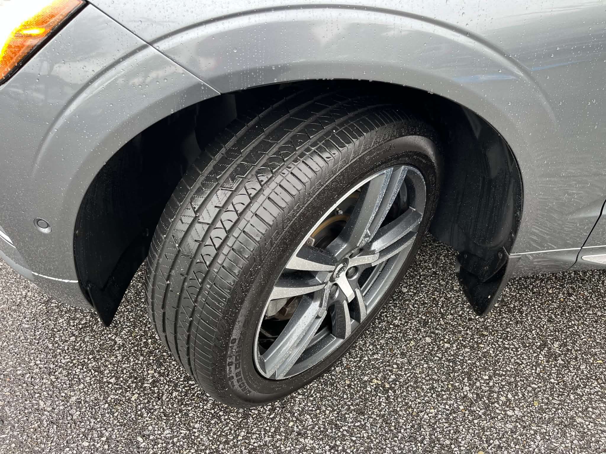2019 Volvo XC60 T6 AWD Momentum thumb 26