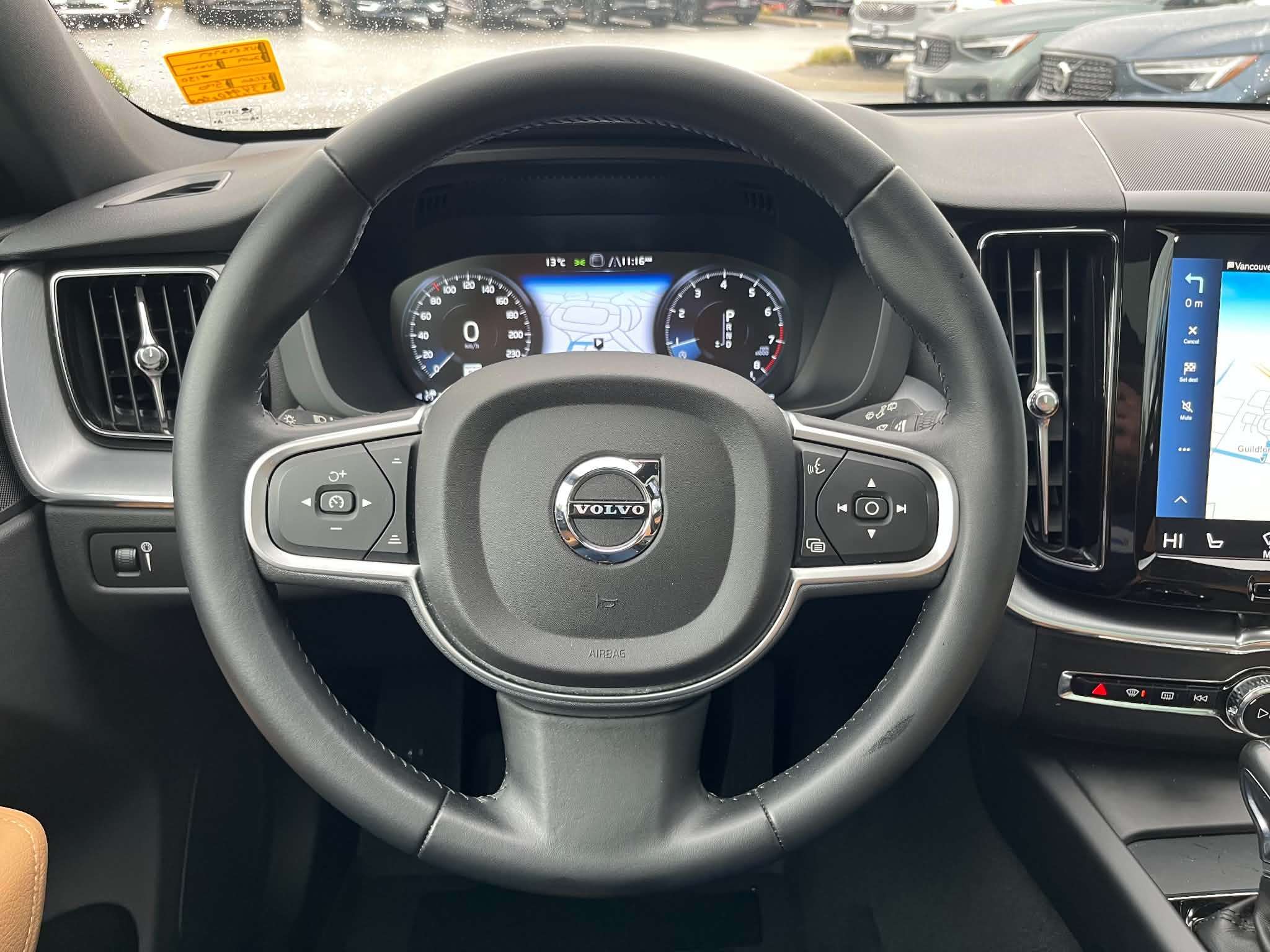 2019 Volvo XC60 T6 AWD Momentum thumb 18