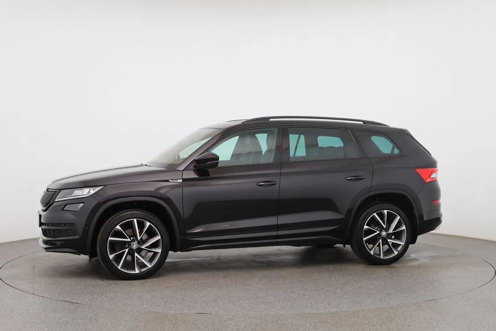 Skoda Kodiaq 4x4 SportLine TDI SCR DSG Schwarz - 2