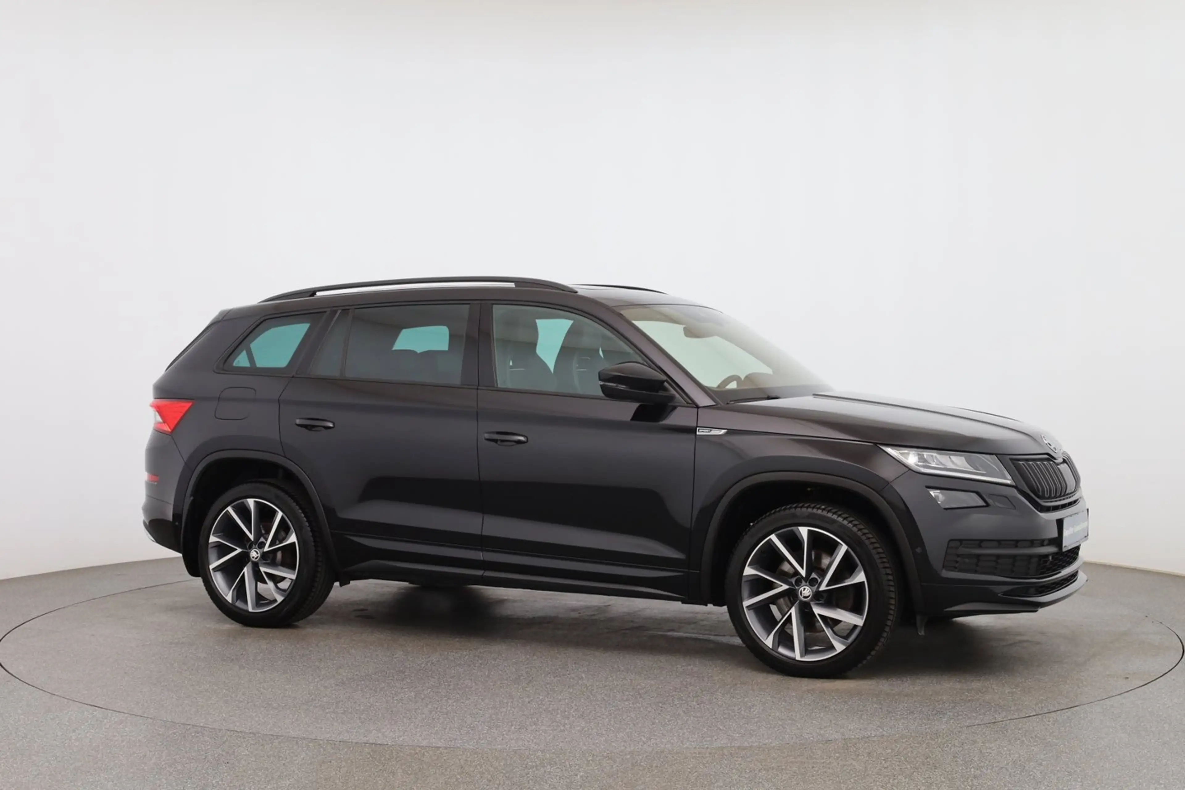 Skoda Kodiaq 4x4 SportLine TDI SCR DSG — photo 7