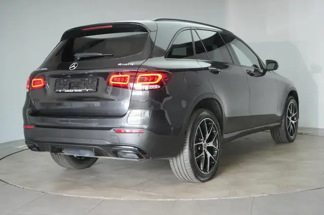 Mercedes-Benz GLC view 5