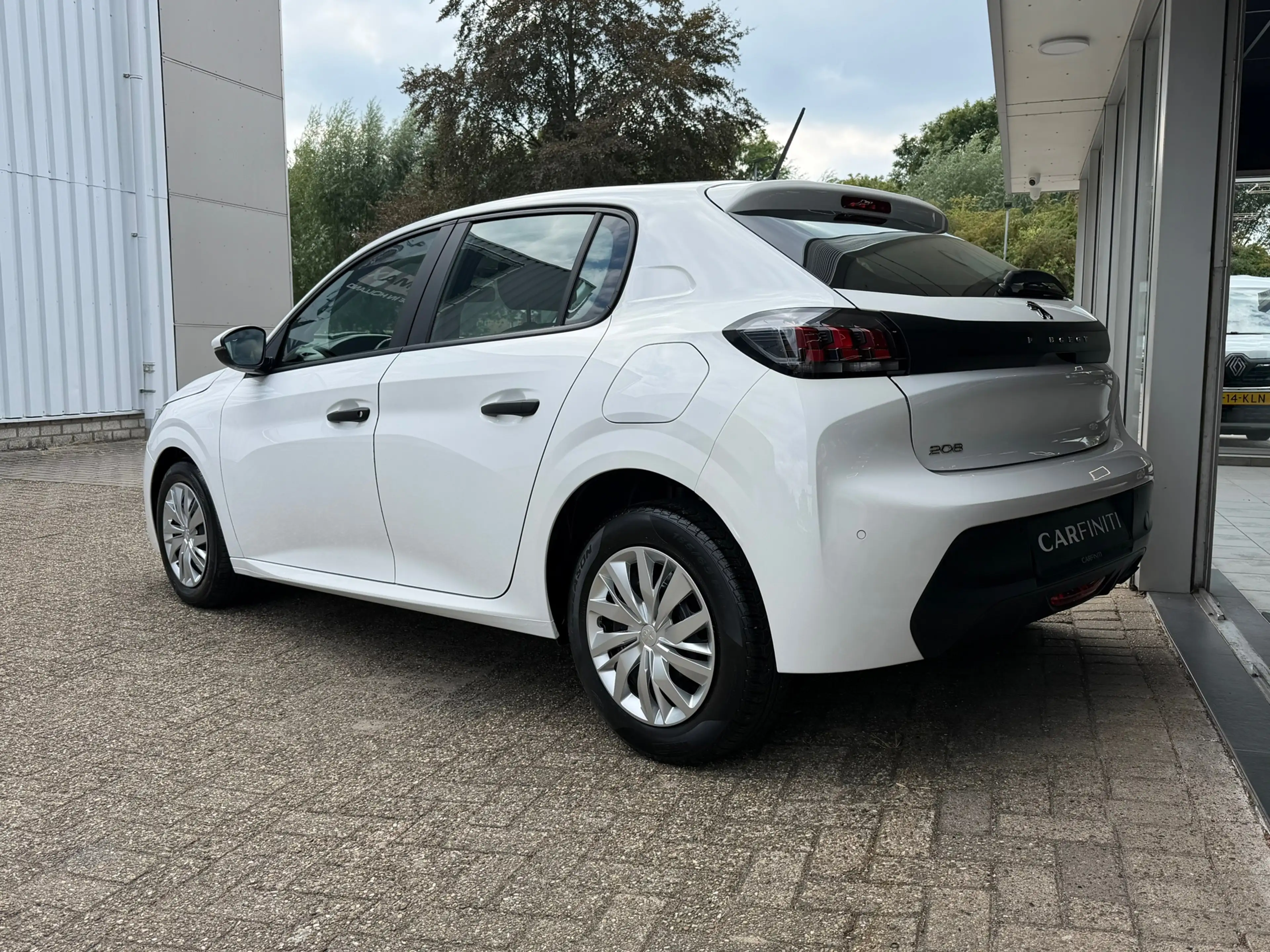 Peugeot 208 1.2 PureTech Allure Pack | Navigatie | Airco | Cru — photo 3