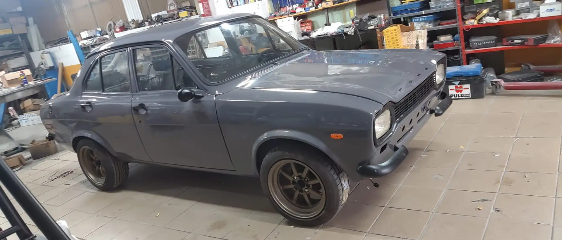 Ford Escort 5p 1.1 GL - 1
