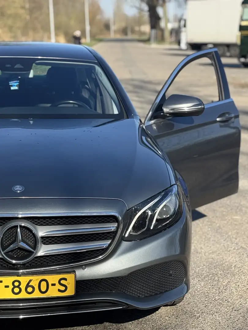 Mercedes-Benz E 350 Grijs - 2