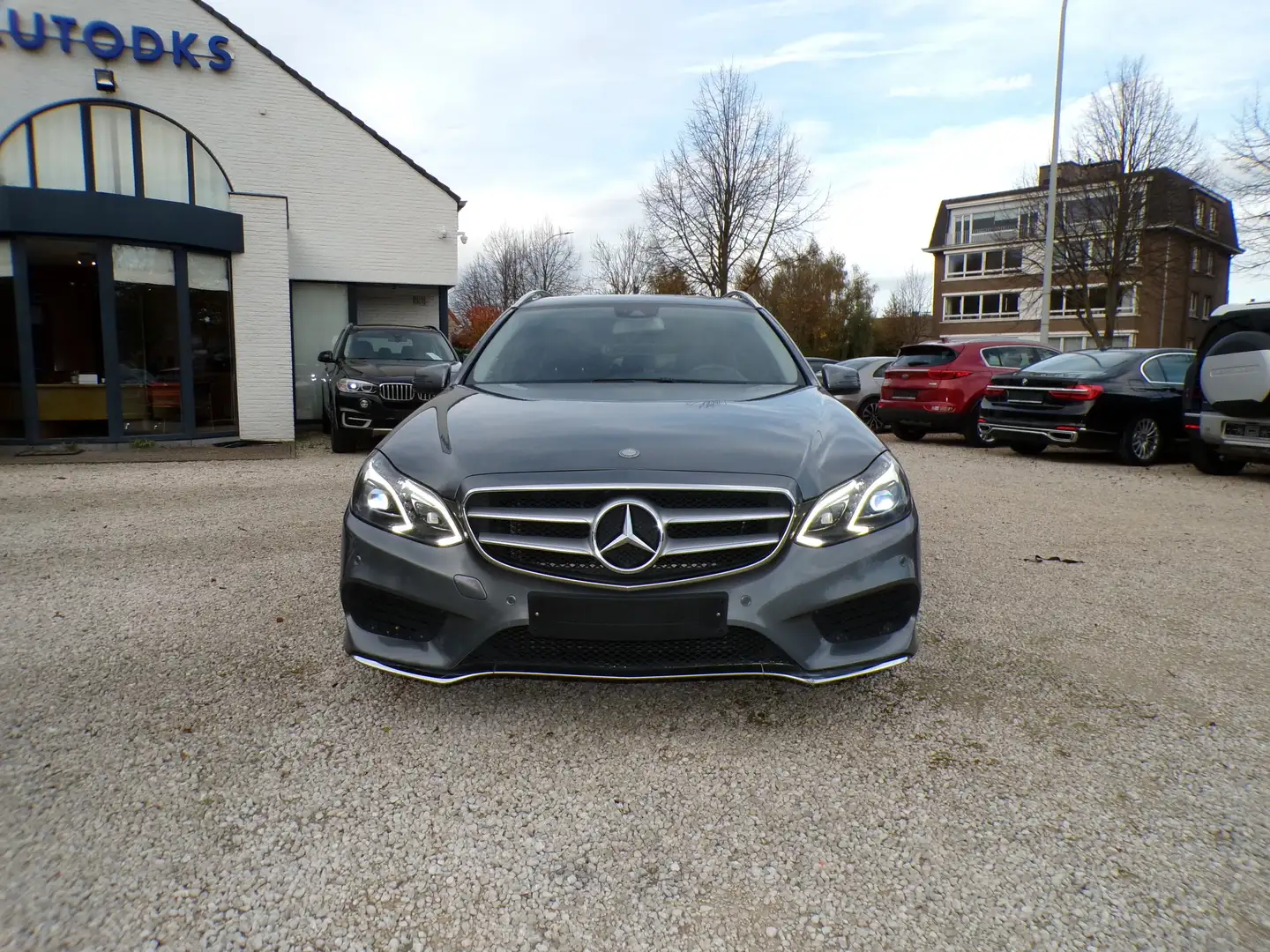 Mercedes-Benz E 200 E 200 T BlueTEC Edition E #AMG PACK #1ste eigenaar Gris - 2