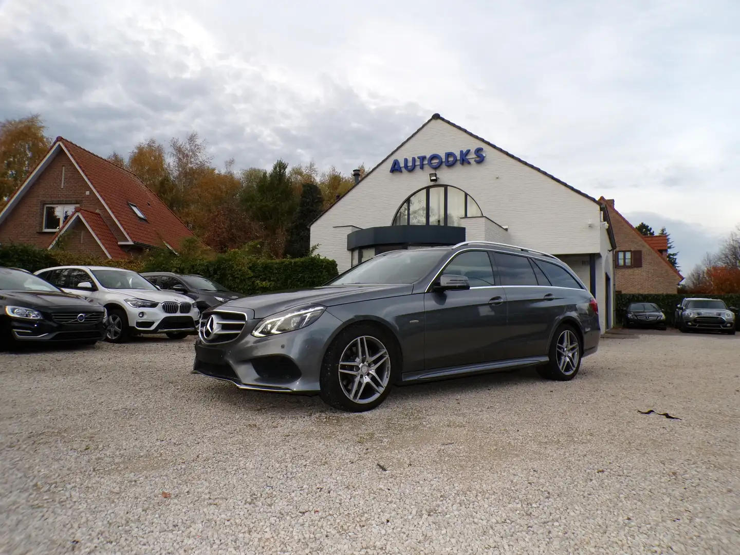 Mercedes-Benz E 200 E 200 T BlueTEC Edition E #AMG PACK #1ste eigenaar Gris - 1