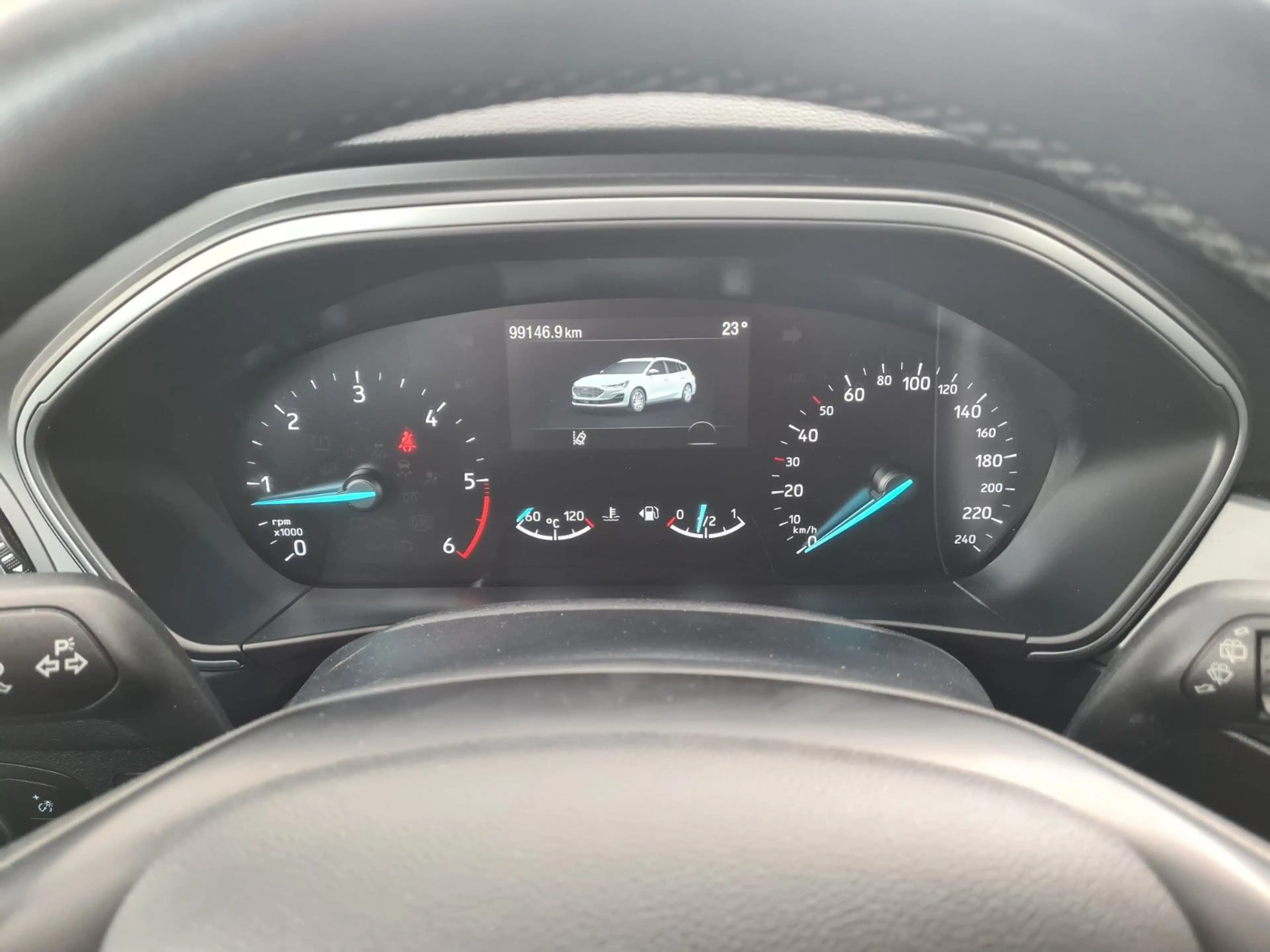 Ford Focus Turnier 1.5 88KW Cool & Connect TOP ZUSTA. — photo 6