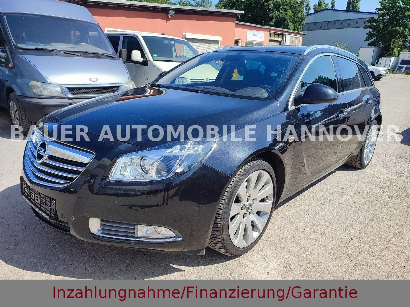 Opel Insignia A Sports Tourer Innovation 4x4/TÜV NEU Schwarz - 1