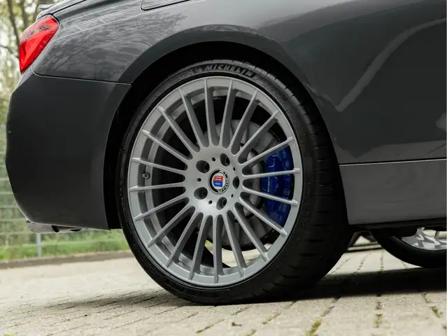 Alpina B4 view 21