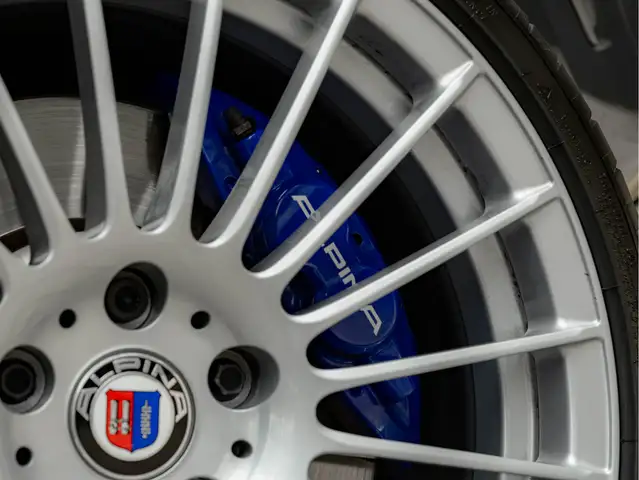 Alpina B4 view 23