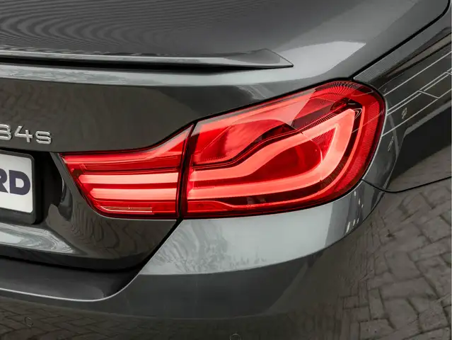 Alpina B4 view 20