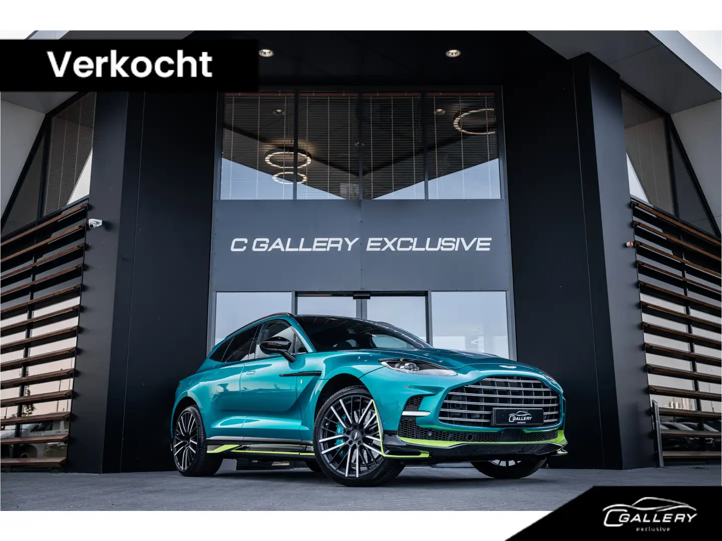 Aston Martin DBX 4.0 V8 707 - AMR23 | F1-Inspired | Panorama | Kera Vert - 1