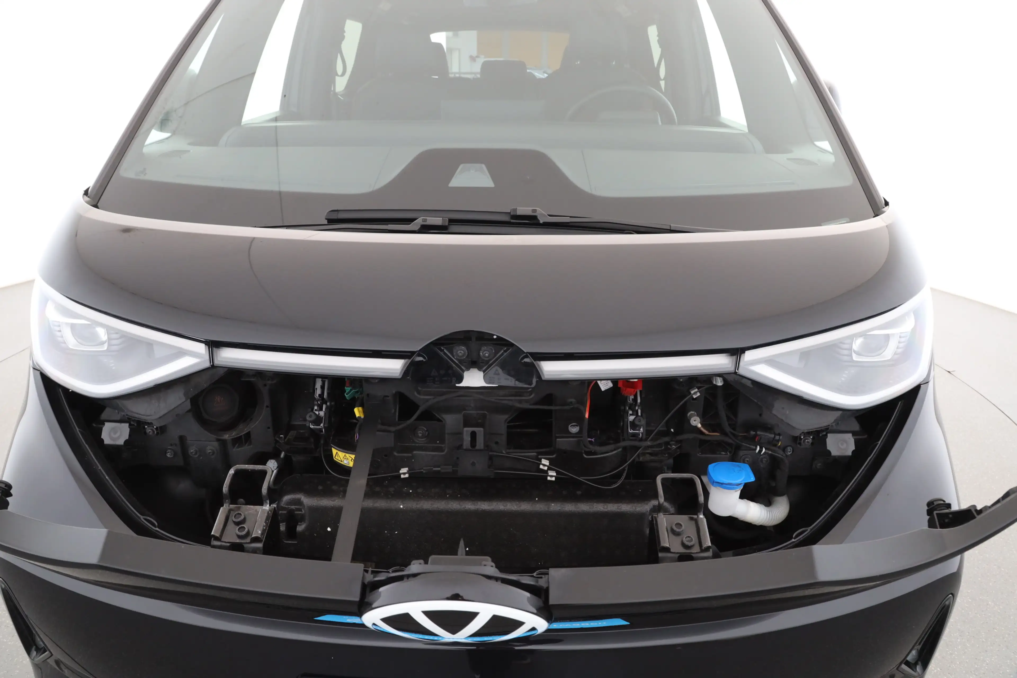 Volkswagen ID. Buzz LR lang 4MOTION GTX | AHK | NAVI | ACC — photo 9