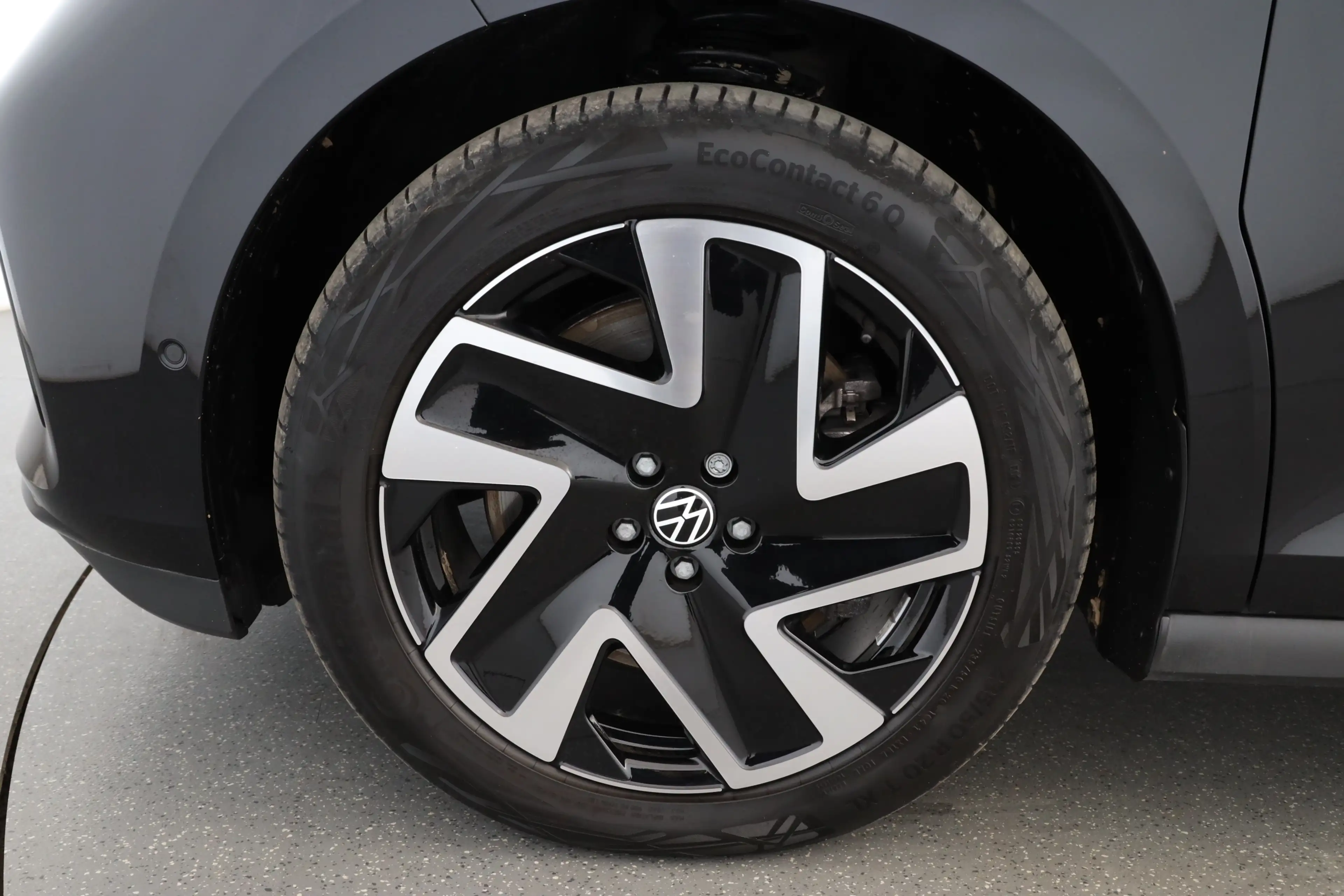Volkswagen ID. Buzz LR lang 4MOTION GTX | AHK | NAVI | ACC — photo 8