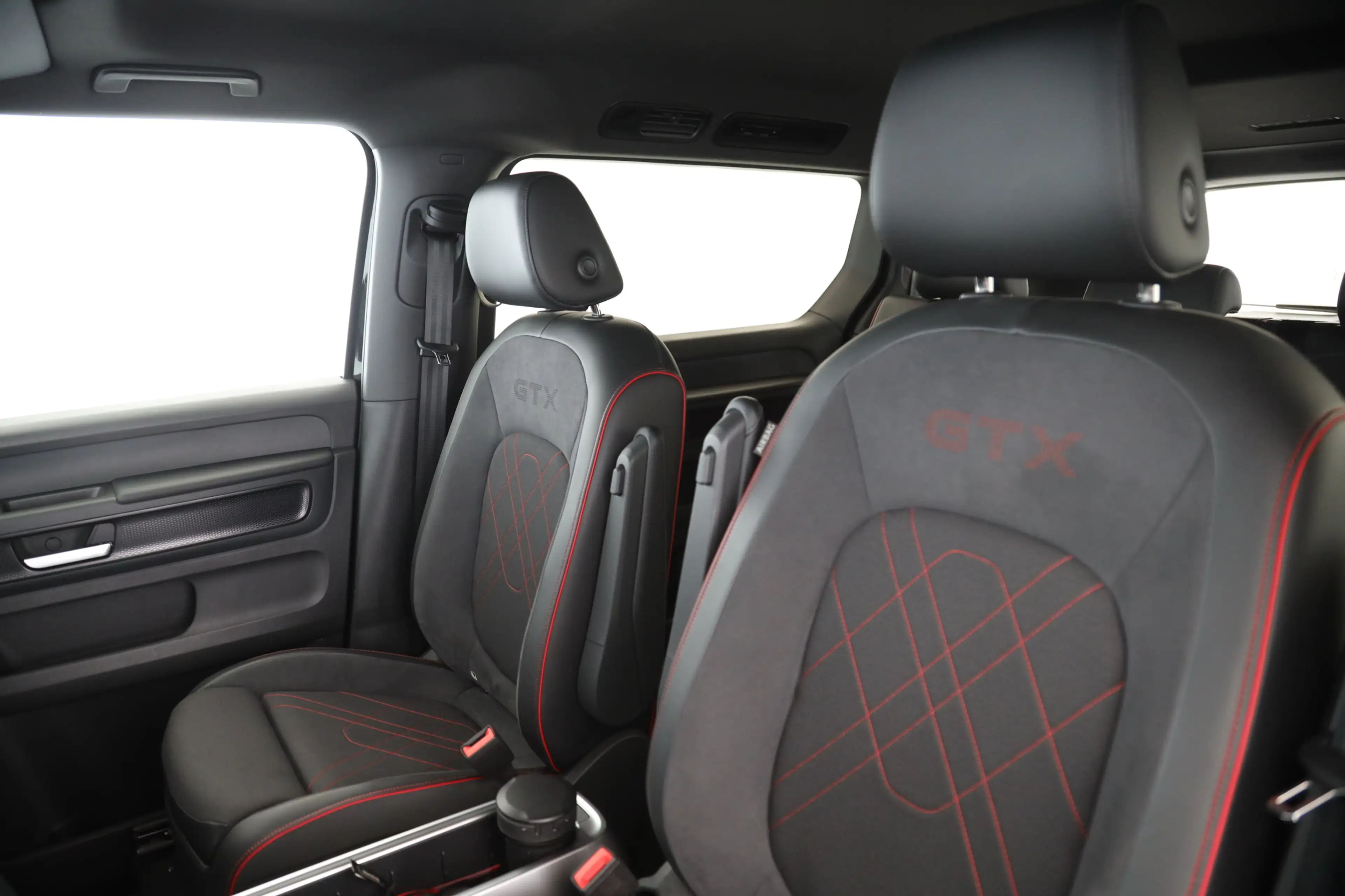 Volkswagen ID. Buzz LR lang 4MOTION GTX | AHK | NAVI | ACC — photo 12