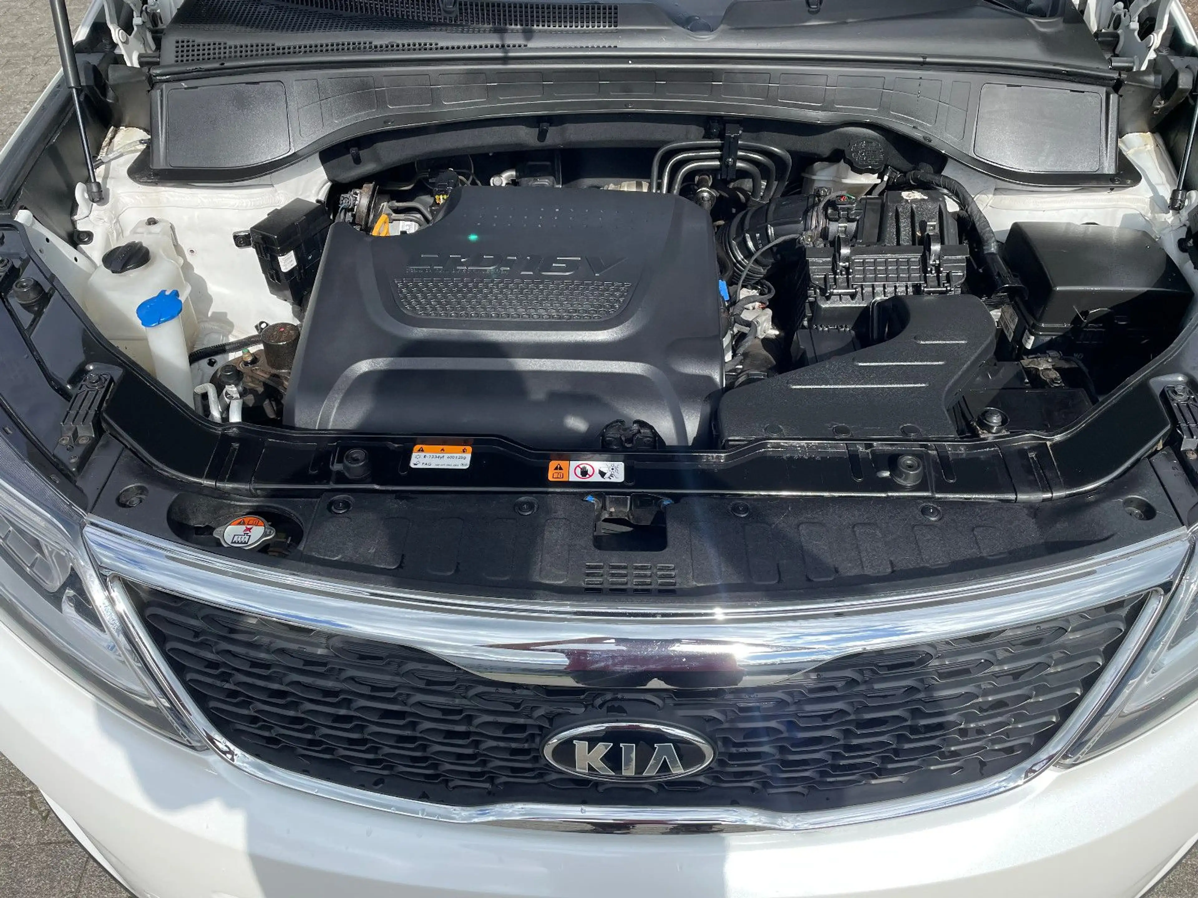 Kia Sorento Platinum Edition 4WD Navi Leder 19" — photo 9