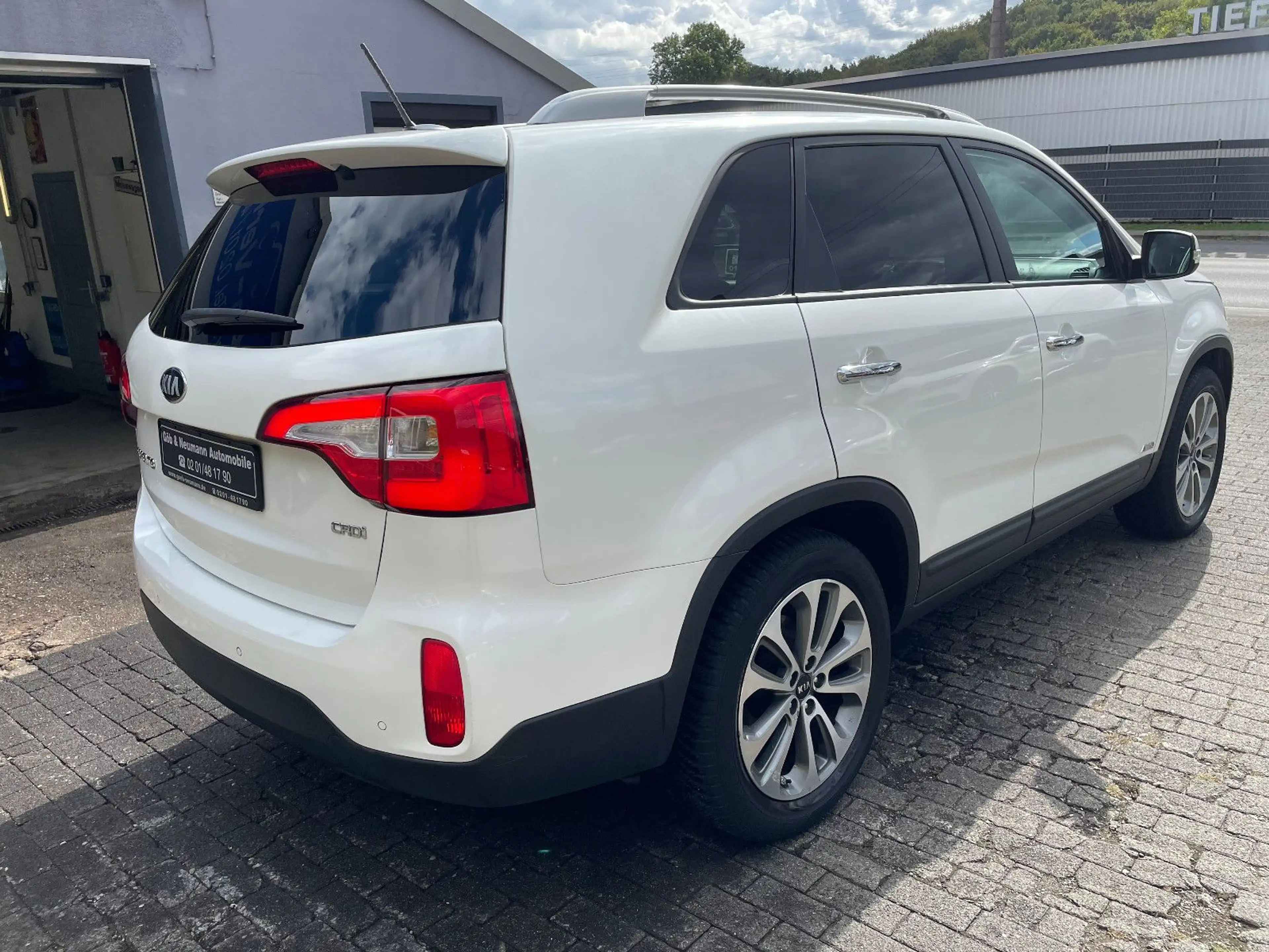 Kia Sorento Platinum Edition 4WD Navi Leder 19" — photo 6