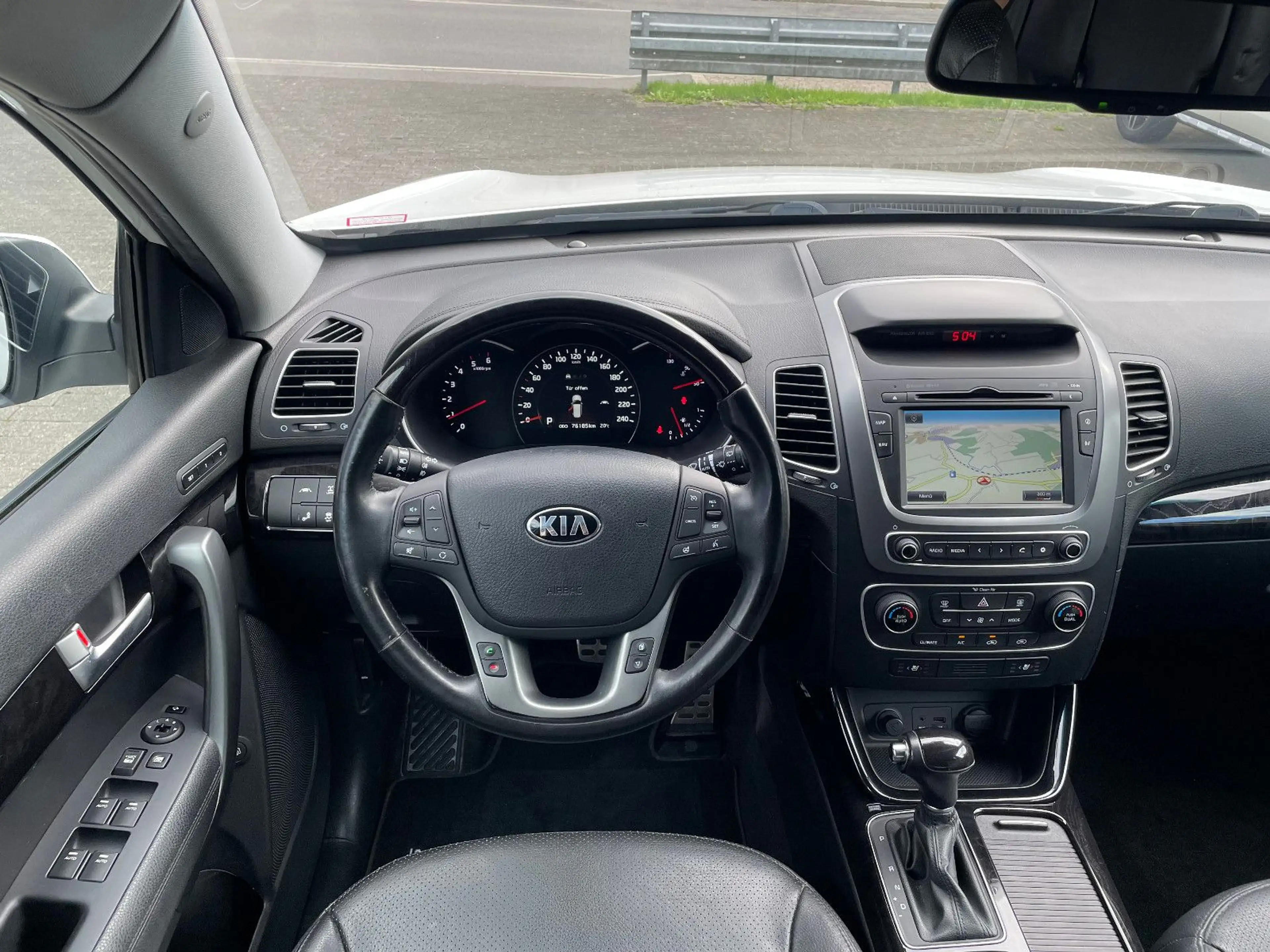 Kia Sorento Platinum Edition 4WD Navi Leder 19" — photo 15